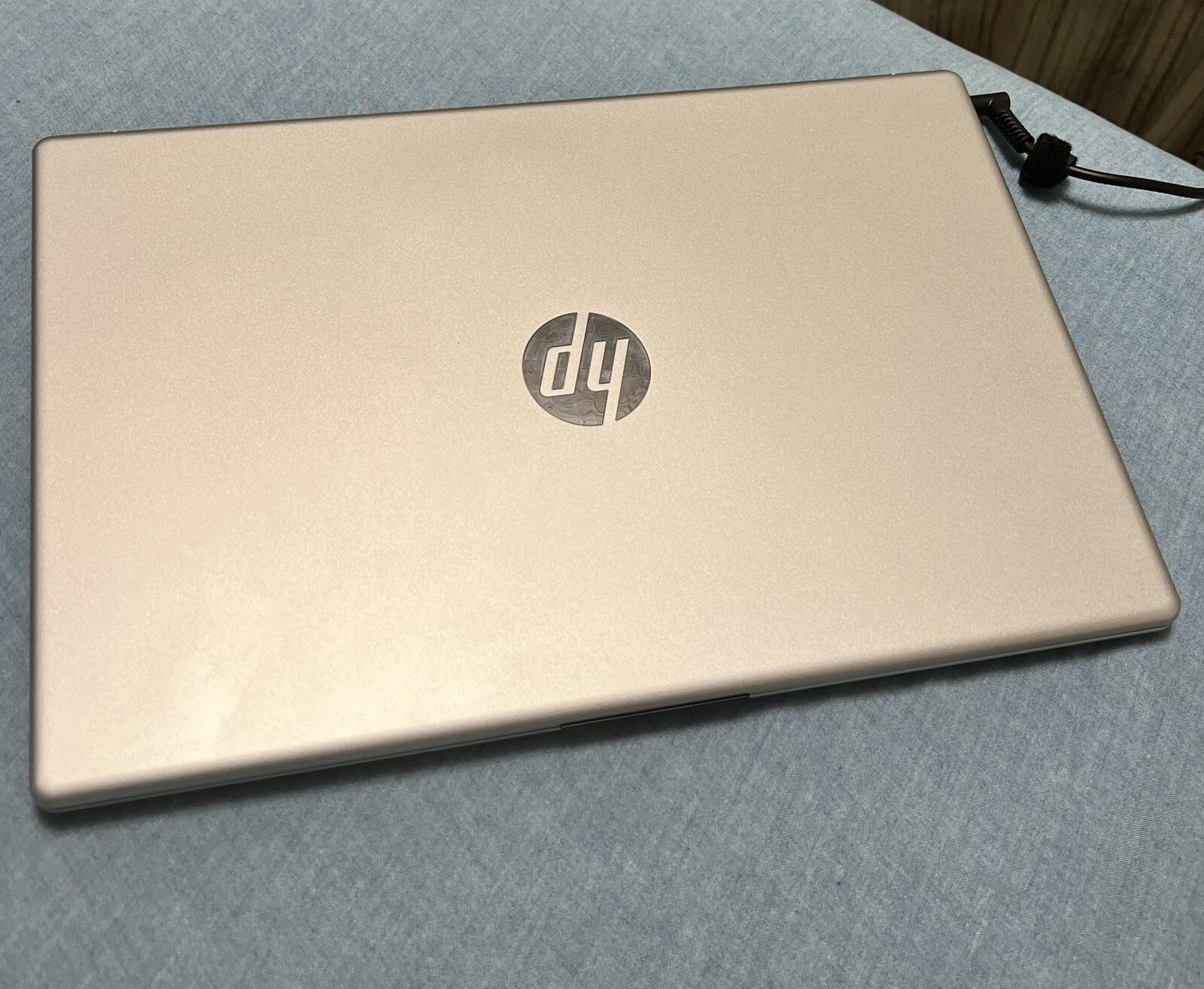 HP Laptop 15z-fc000, 15.6″