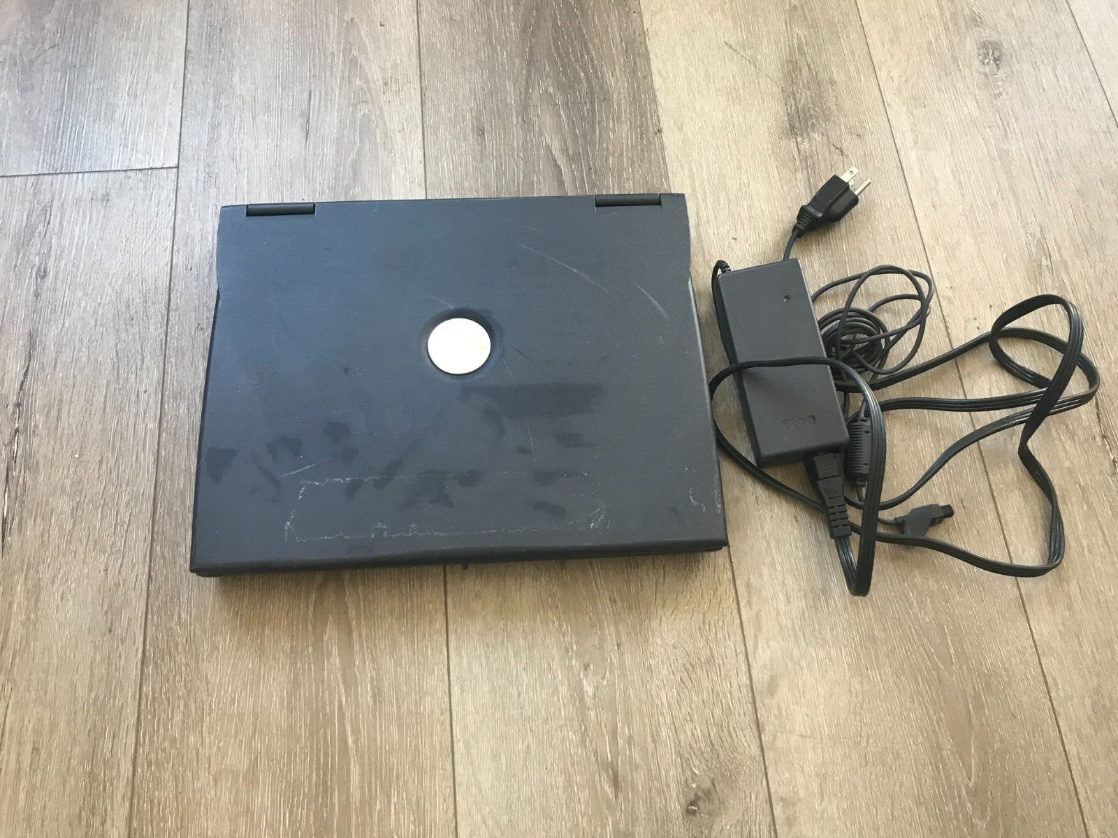 Dell Latitude C500 14″ Intel Celeron 700 MHz 256MB RAM 20GB HDD Win XP PRO