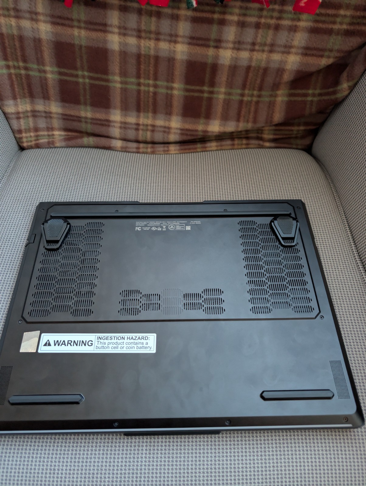 Lenovo Legion Pro 7i Gen 10 OLED Ultra 9 275HX RTX5090 64GB 2TB Gaming Laptop