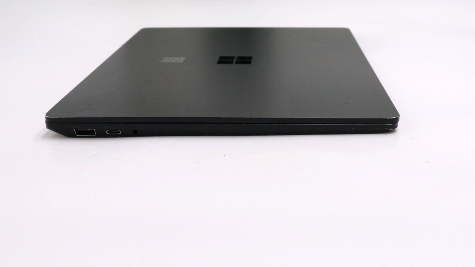 Microsoft Surface Laptop 3 13″ i7-1065g7 16GB 512GB – Good