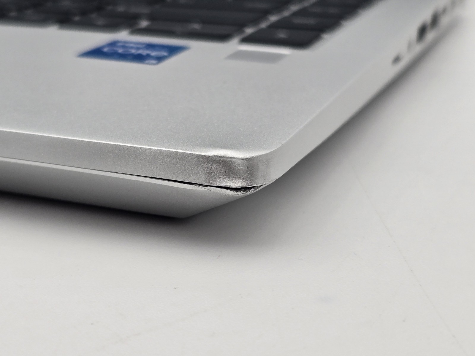 HP EliteBook 640 G10 14″ FHD I5-1345U 512GB 16GB W11P Backlit FP Reader Warranty