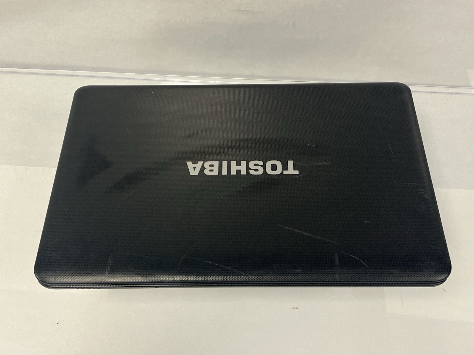 Toshiba C655D-S5088 AMD Athlon II P340 Dual Core 2.20GHz 4GB RAM 500GB HDD