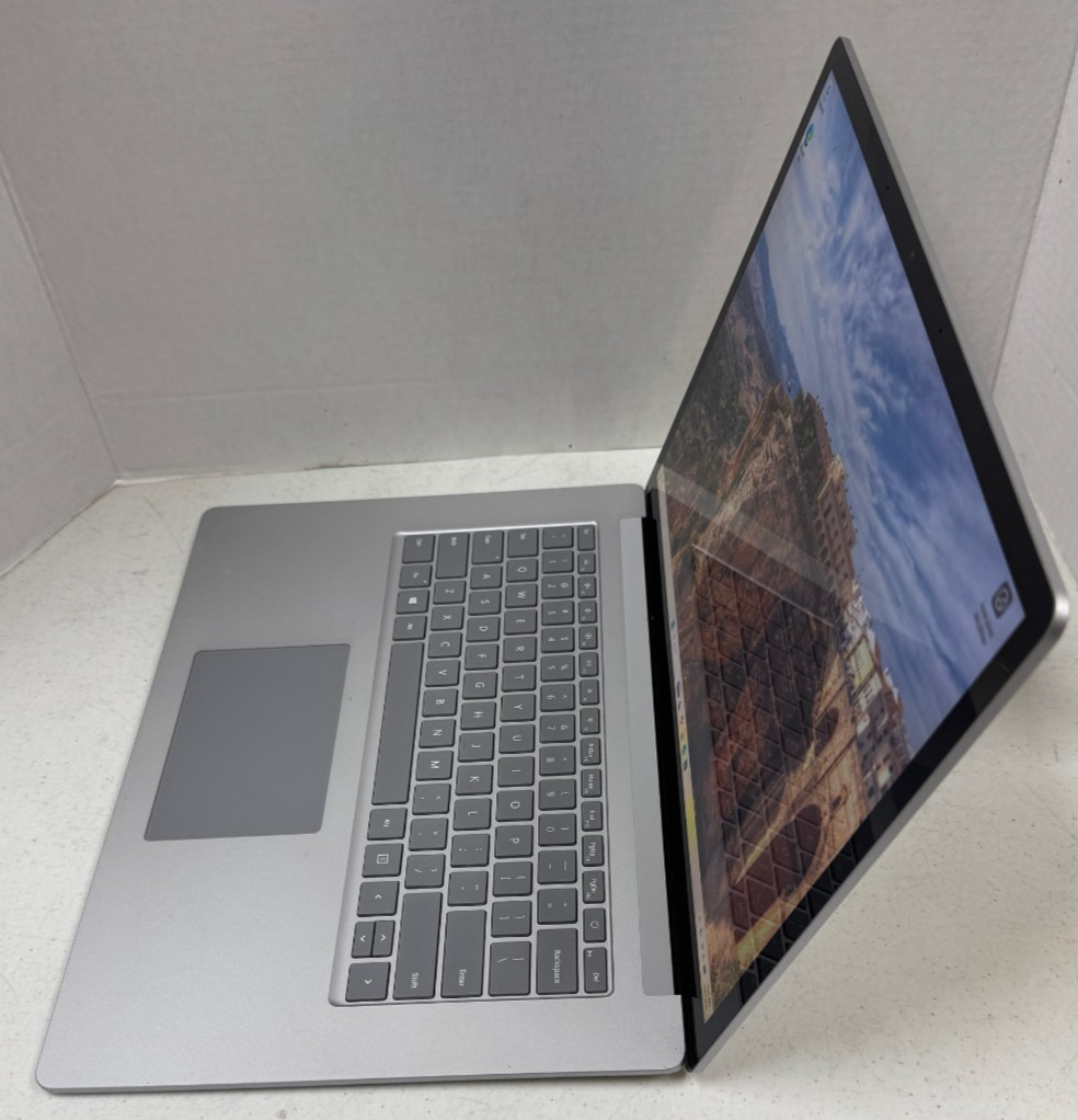 Microsoft Surface Book 4 1950 Core i5 1145 G7 8GB RAM 512GB SSD-Touch- 13.5″
