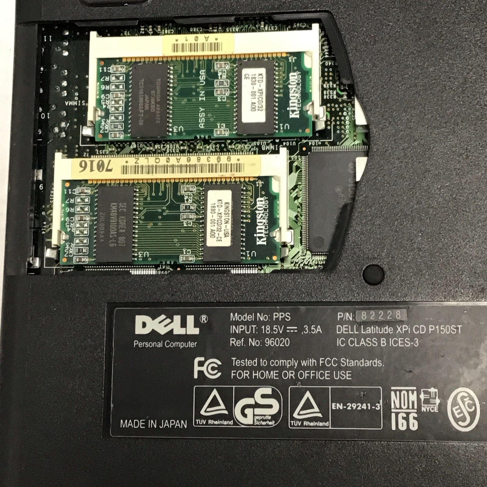 DELL LATITUDE XPi CD P150ST Windows 98 Intel Pentium Laptop w/ Hard Drives