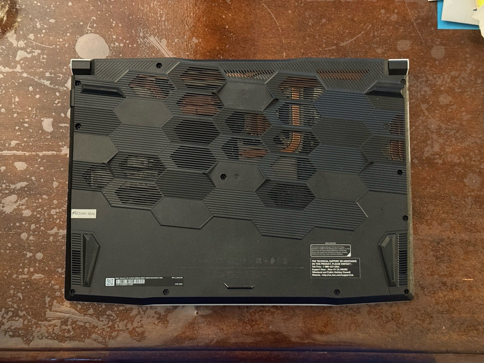MSI Sword 15 A12UE-605 15.6” 1080p 144hz i7 12650H RTX 3060 16GB RAM 1 TB SSD