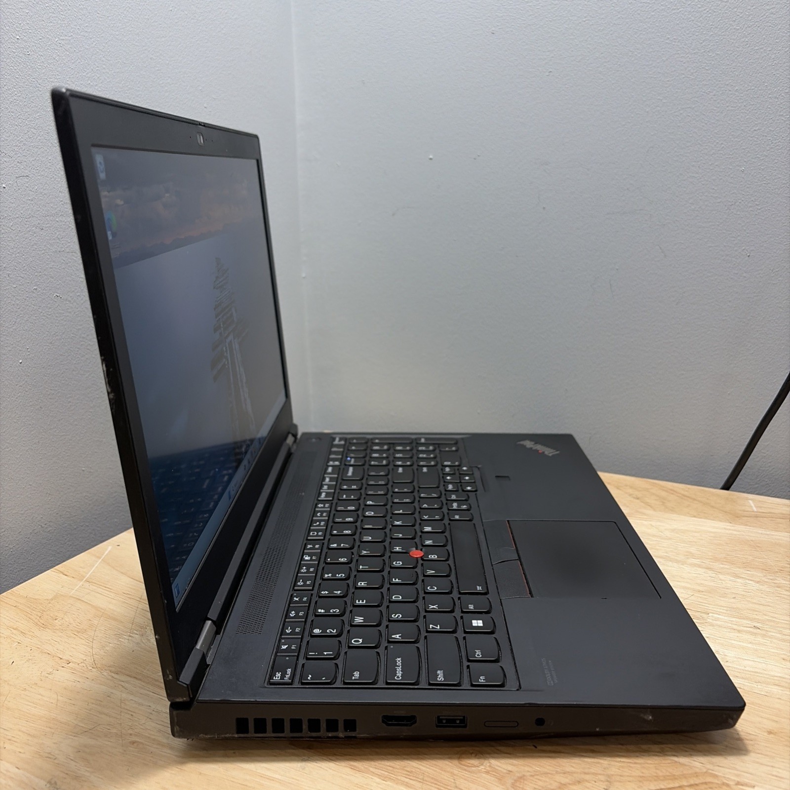 Lenovo ThinkPad P15 Gen 2i Core I7-11800H 2.3GHZ 64GB 1TB Nvidia RTX A4000 Read