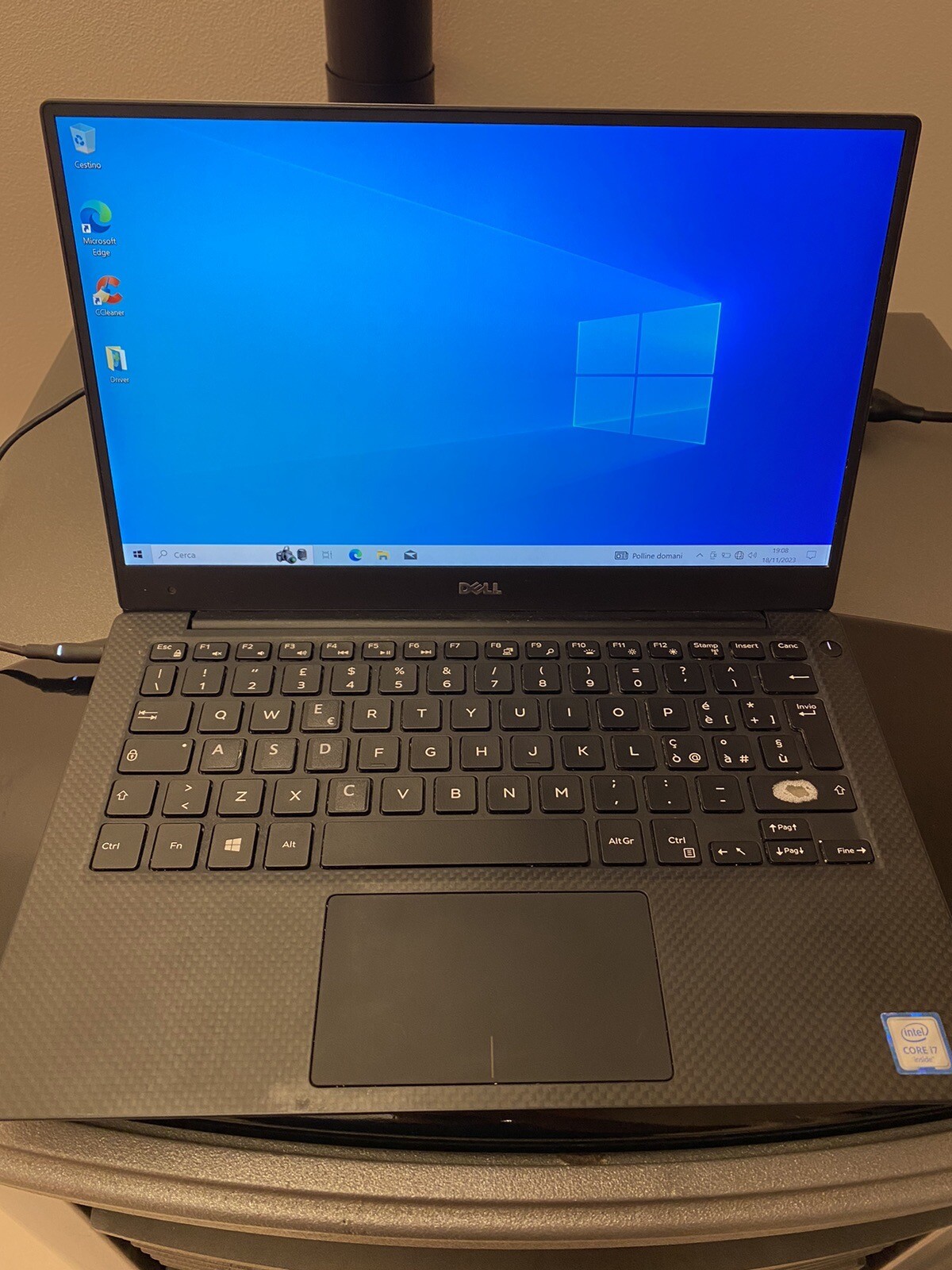 DELL XPS 13 9350 13.3″ INTEL i7-6500U 2.50GHz 8GB RAM 256GB SSD WINDOWS 10!!