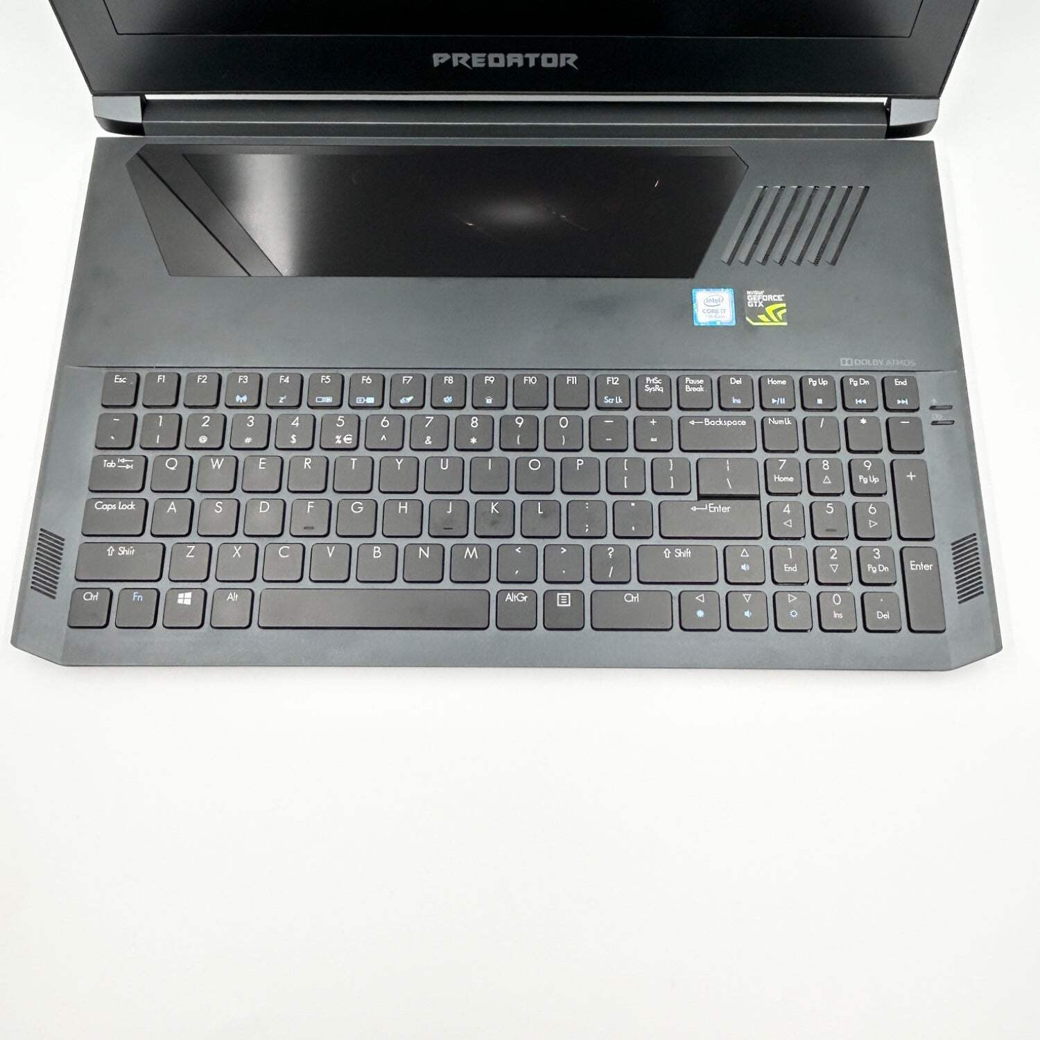 Acer Predator Triton 700 15.6″ i7-7700HQ 32GB RAM 512GB SSD GeForce GTX 1080