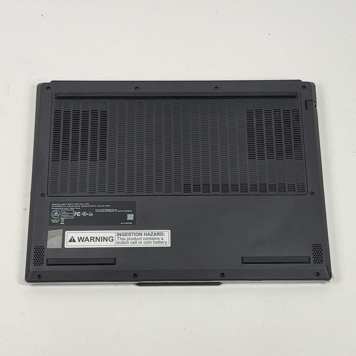 Lenovo Legion 5 15IRX10 15.6″ i9-14900HK 16GB RAM 1TB SSD GeForce RTX 5070