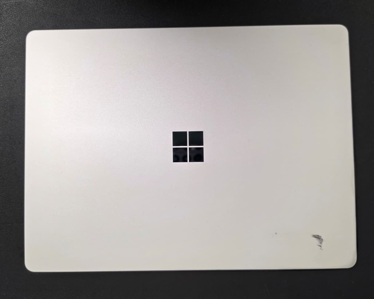 Microsoft Surface Laptop Go 2 – 12.4″ – i5-1135G7 16 GB Ram 256GB SSD Win 11