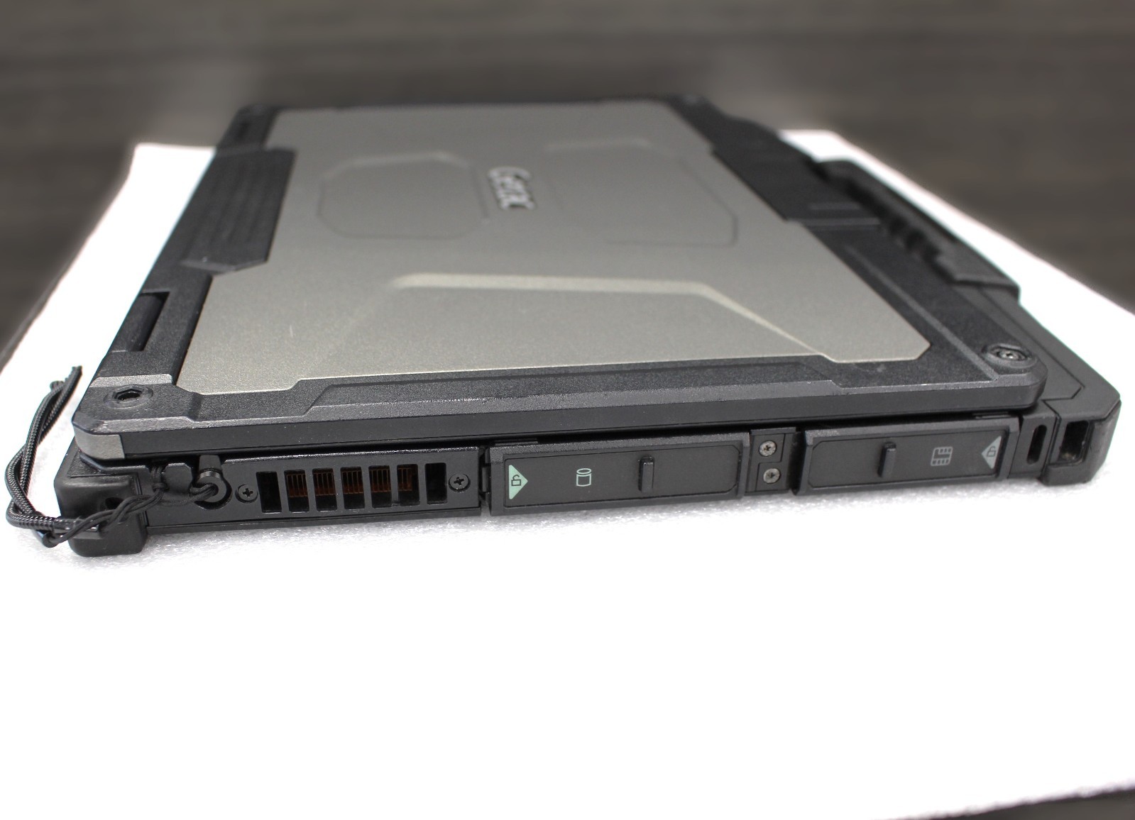 Getac B360 Rugged Laptop i5-10210U 256GB SSD 8GB RAM, Barcode/Smartcard Reader