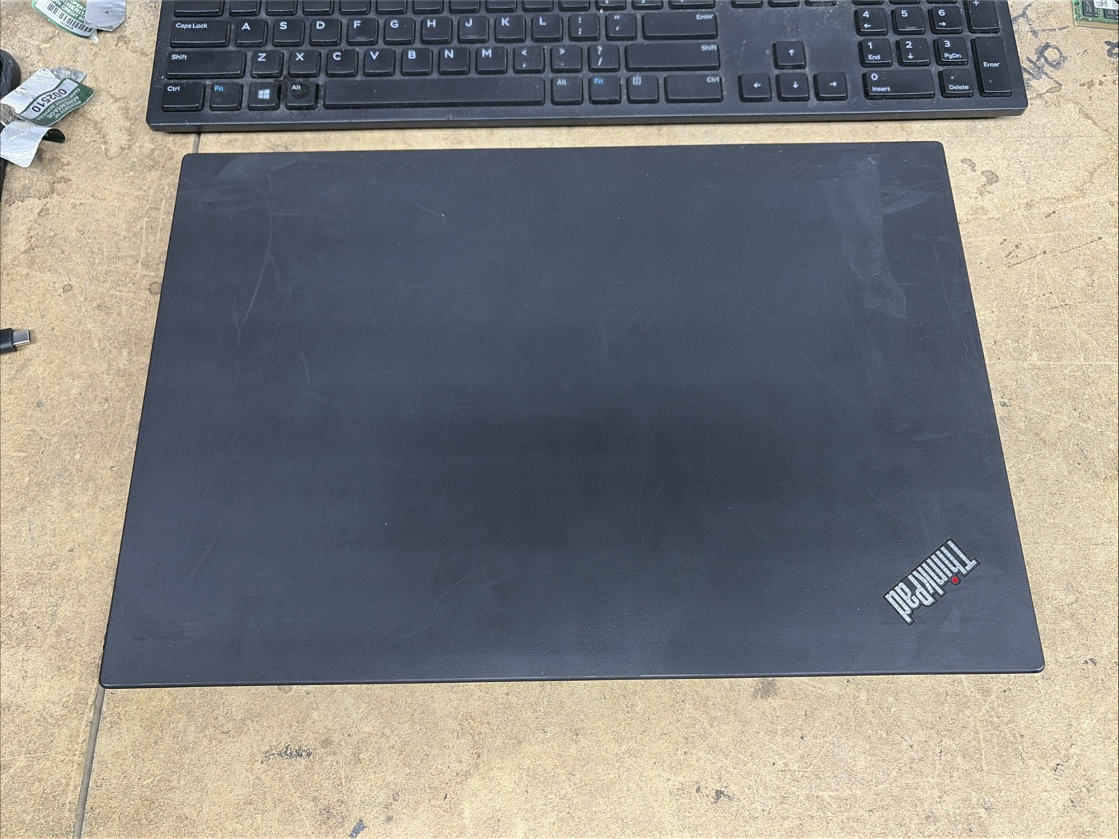 Lenovo ThinkPad T15 Gen 1 15.6″ FHD Touch i7-10610U 16GB RAM No OS/SSD