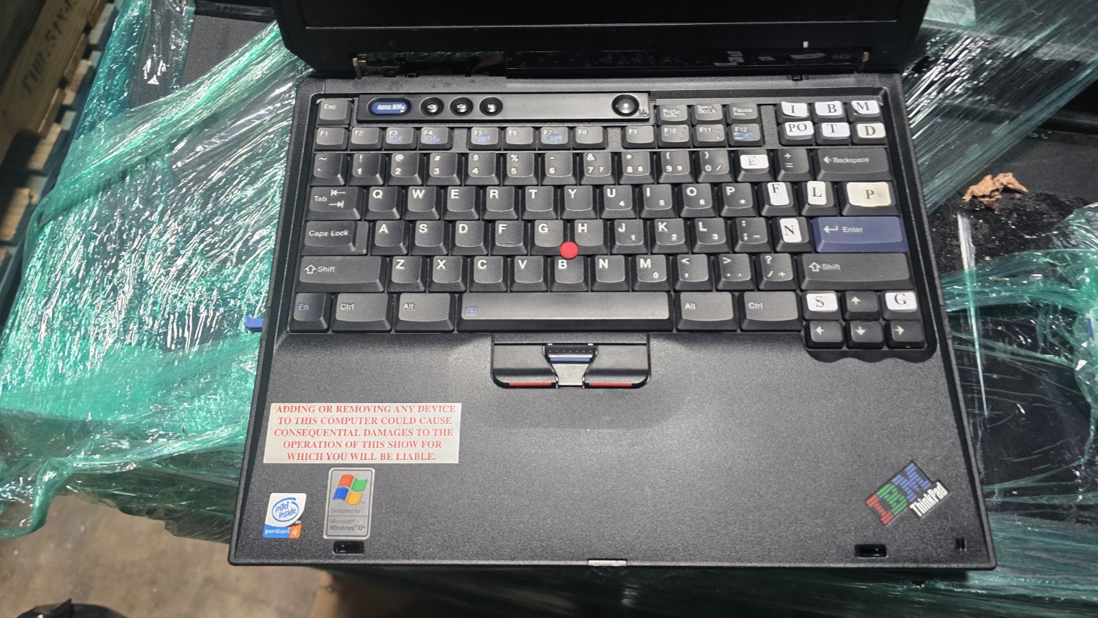IBM ThinkPad R40e models Laptop PENTIUM P4 M 256MB SEE NOTES