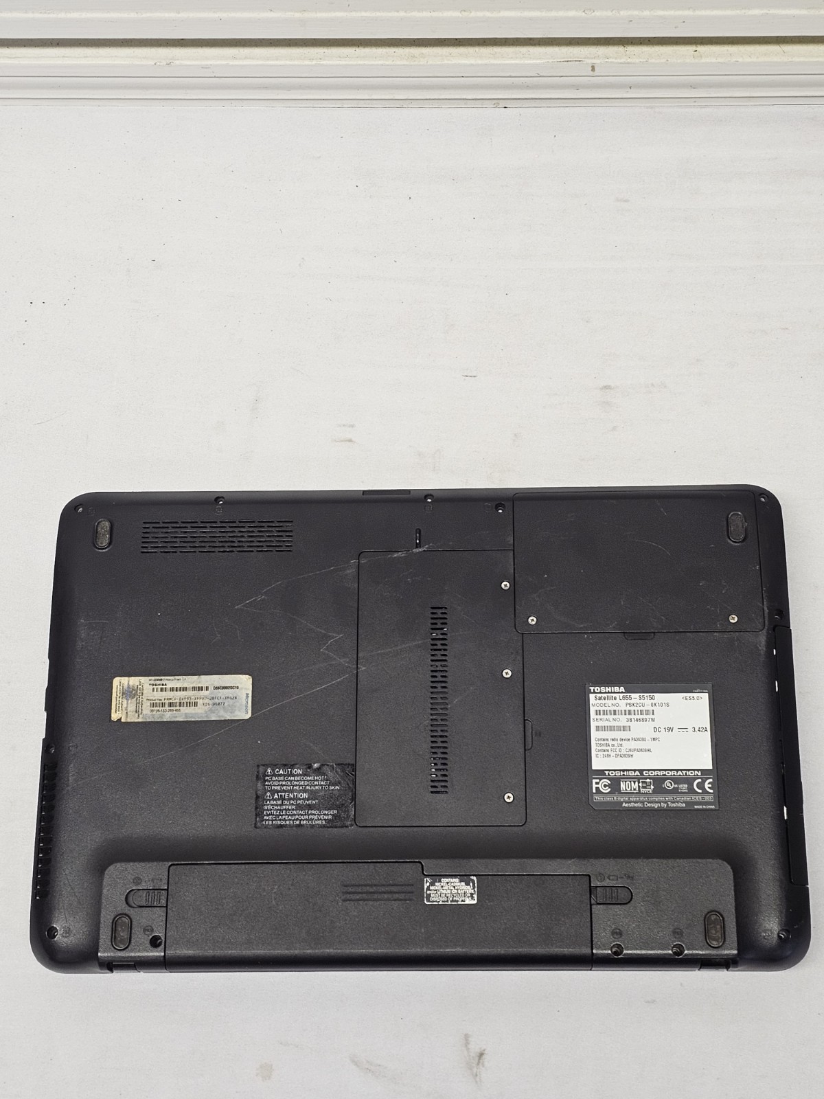 Toshiba Satellite L655-S5150 Laptop – Pentium P6200 – Parts – Read Description