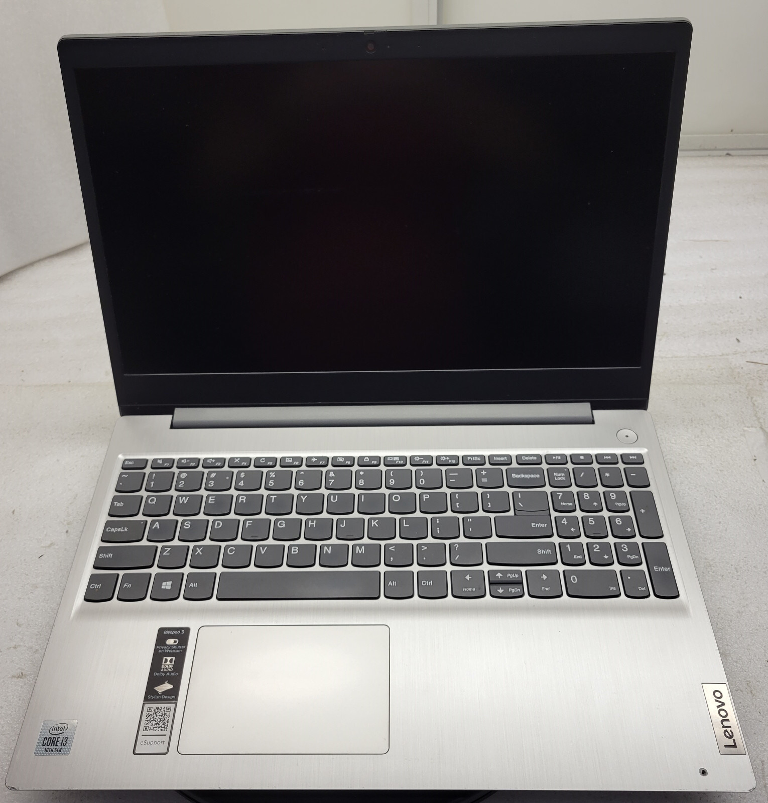 Lenovo IdeaPad 3 1511L05 i3-1005G1 1.20GHz 8GB DDR4 256GB NVMe NO OS/HDD