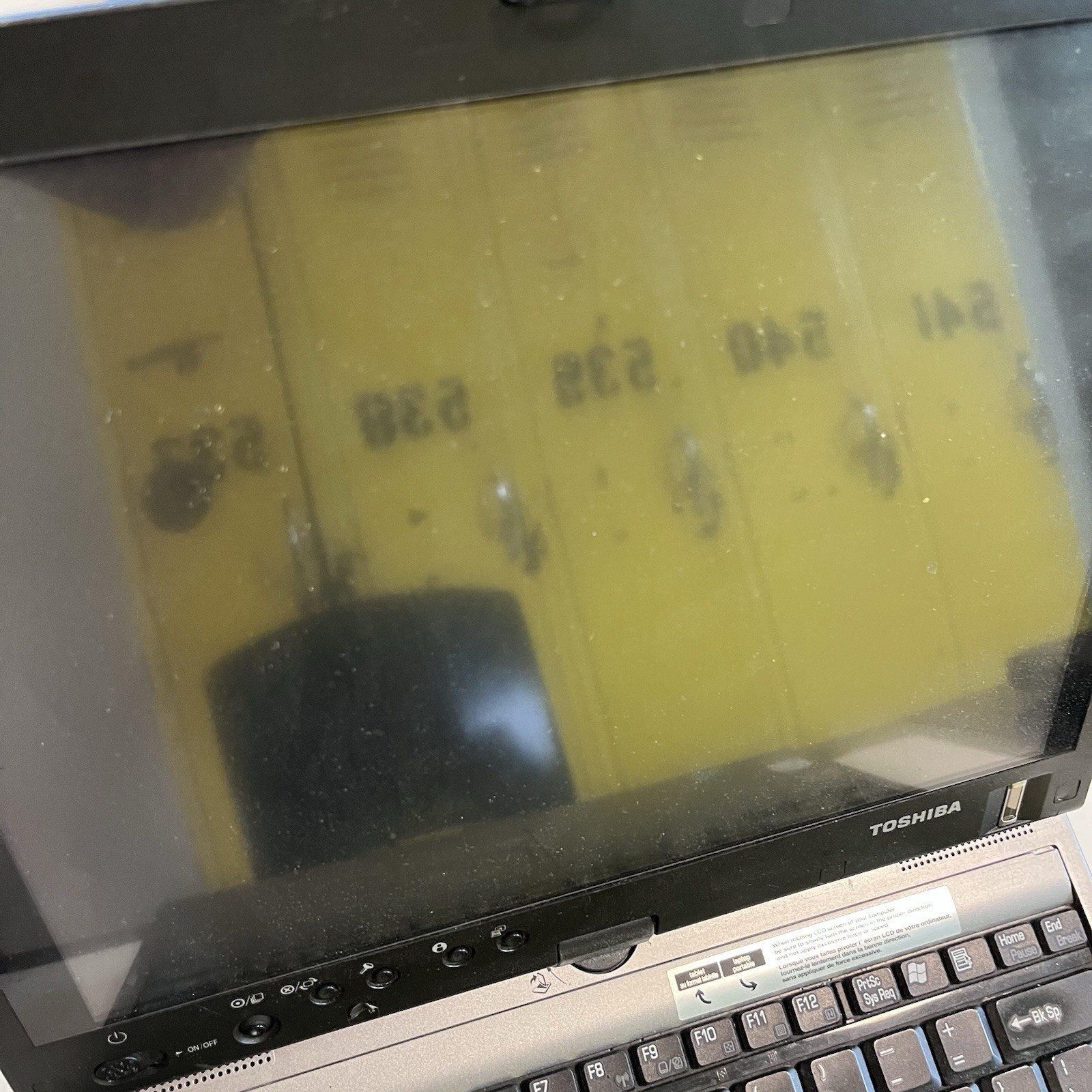 12.1” Toshiba Portege M400 Laptop Vintage 160GB – Parts only Untested