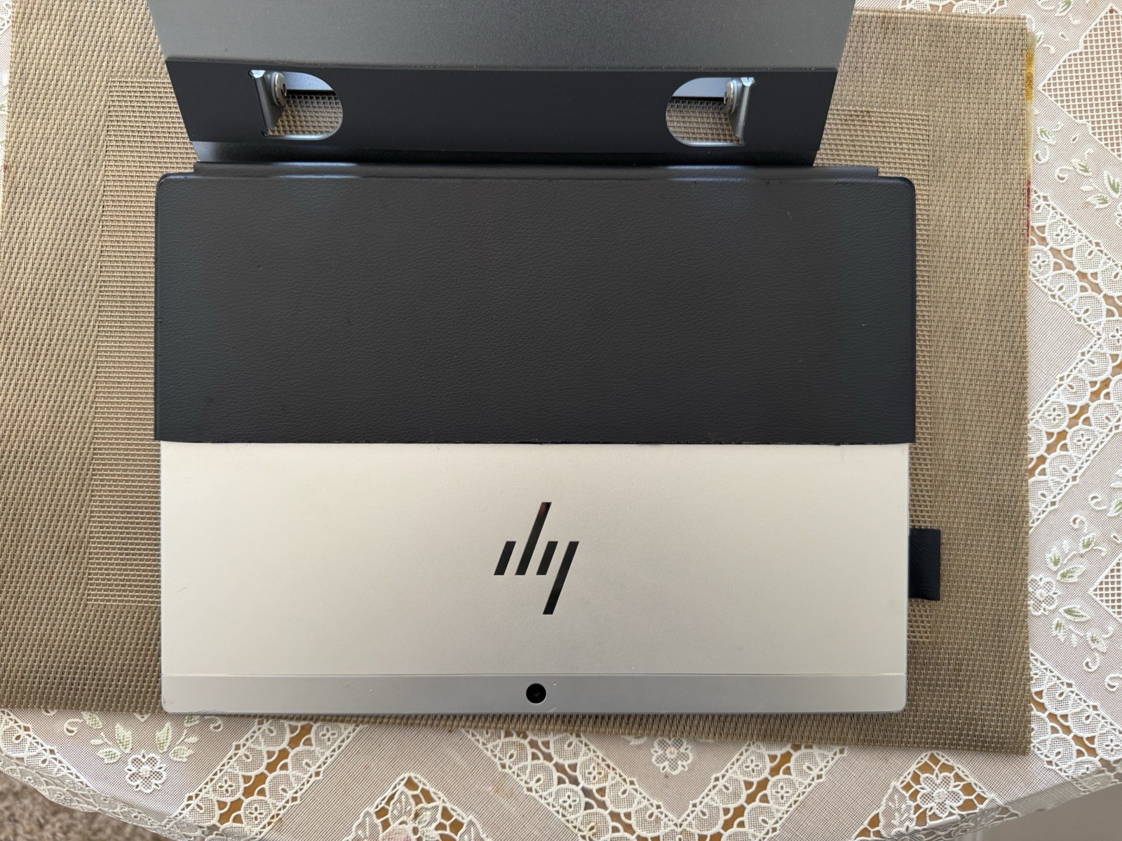 HP Envy x2 12-e0xx | Snapdragon 835 | 4GB RAM | 128GB HDD – Keyboard, windows 10