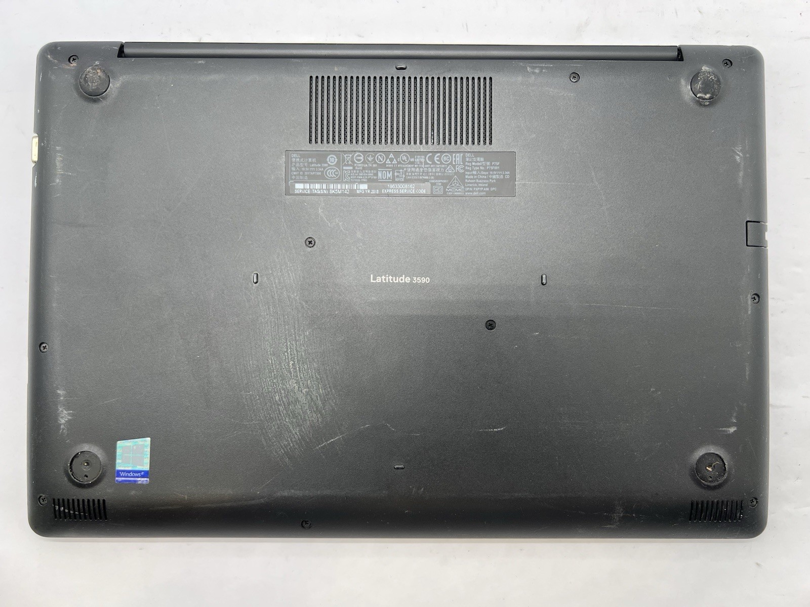 Dell Latitude 3590, i7-8550U CPU, @ 1.80GHz, 8GB RAM, 256GB SSD-No OS/Charger