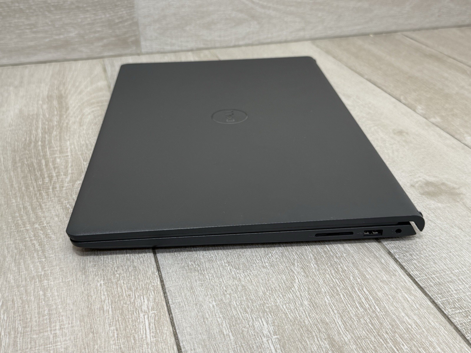 Dell DC15250 15.6″ Laptop Intel Core™ i5-1334U 256GB NVMe SSD 16GB RAM Win-11