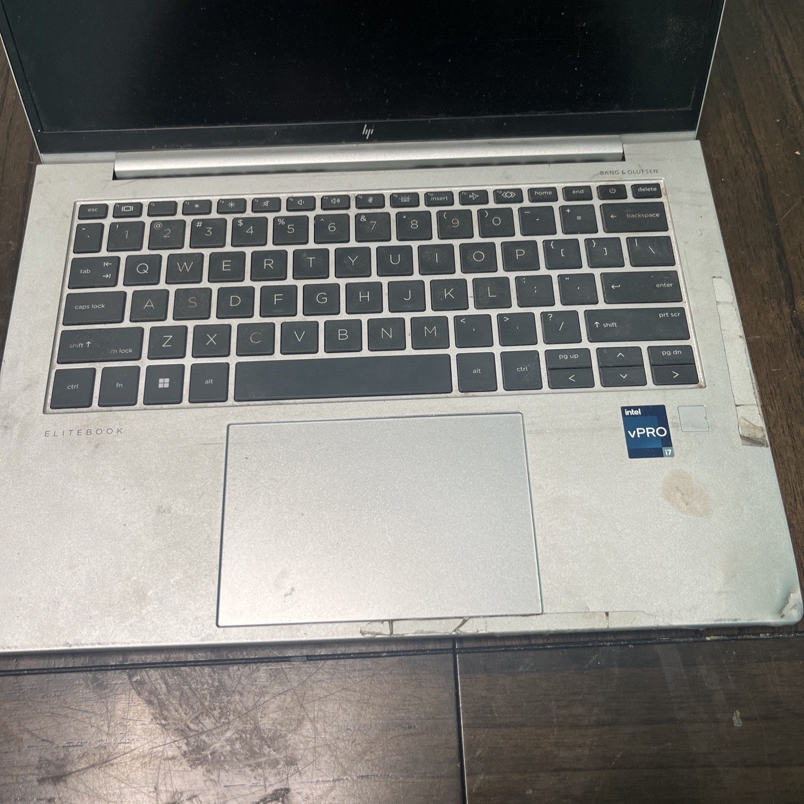 HP EliteBook 840 G10 Laptop i7 1365U 4.7GHz No Ram or SSD no power for parts
