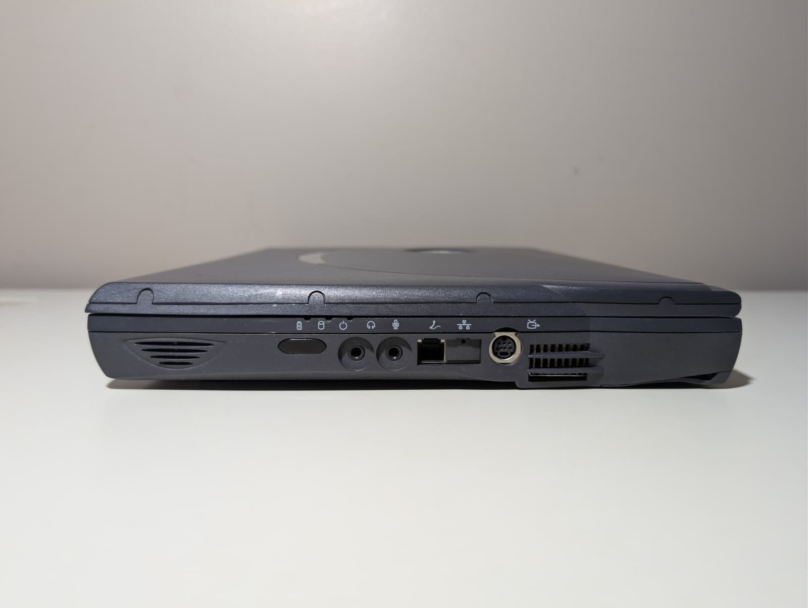 Read! Dell Inspiron 4000 | Intel Pentium III 256MB RAM | Boot To Bios | No Batt