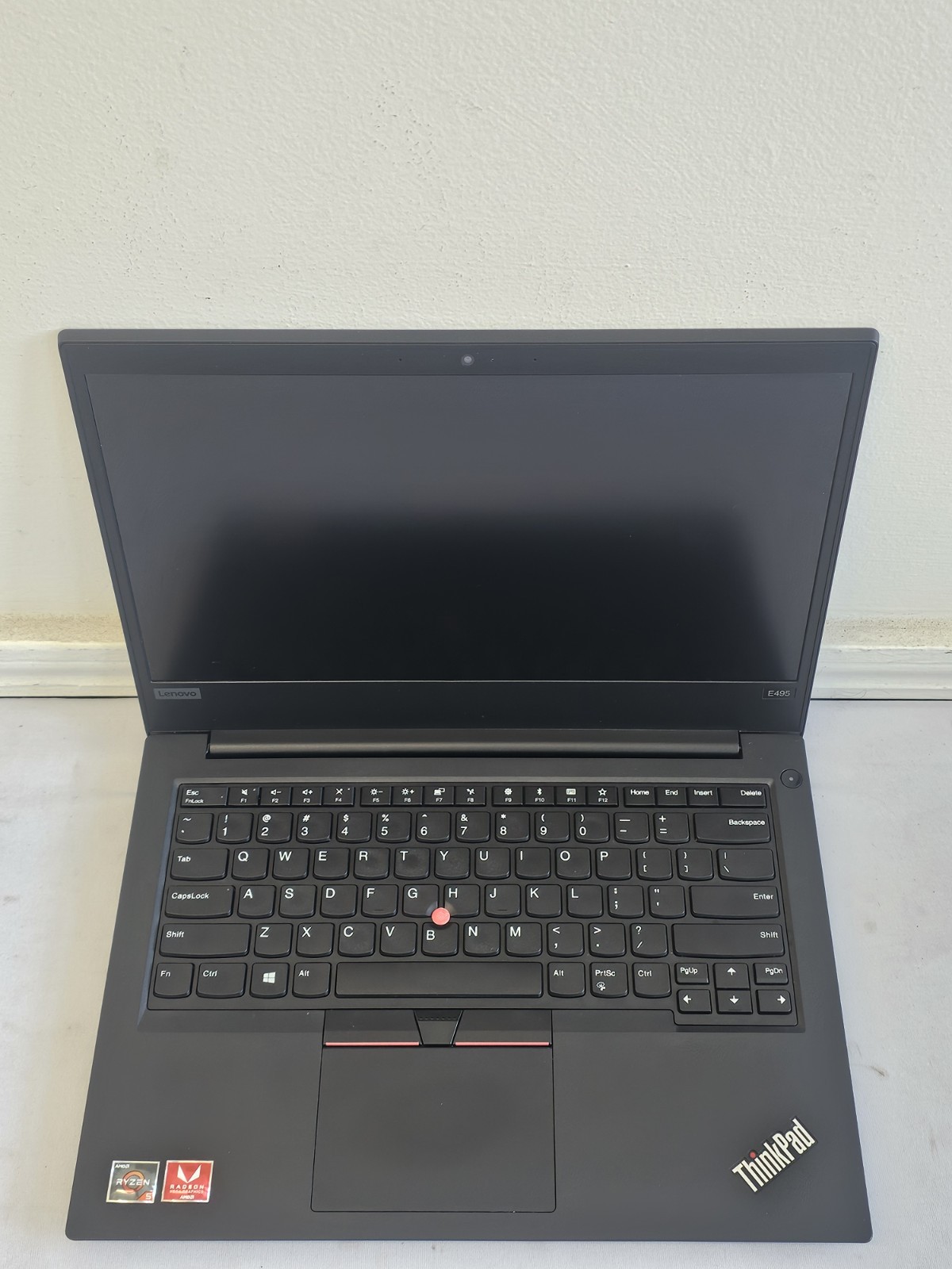 Lenovo ThinkPad E495 Laptop – AMD Ryzen 5-3500u – 8GB RAM – 256GB SSD – Win 10