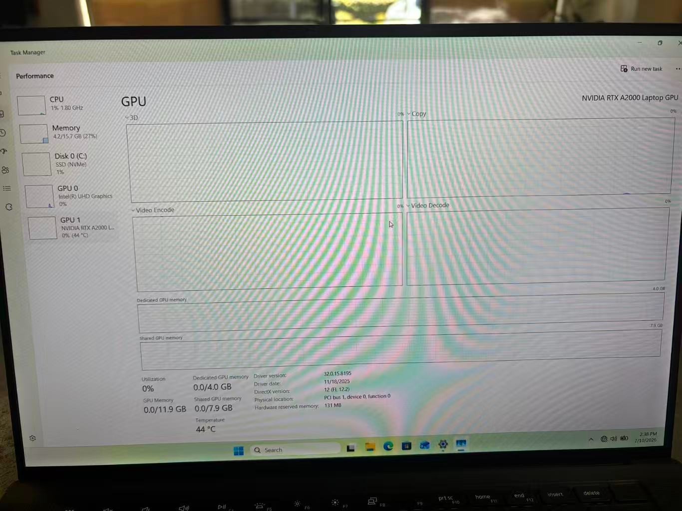 Dell Precision 5560 Xeon W-11955M 16GB 256GB SSD RTX A2000 Win 11 Pro N4