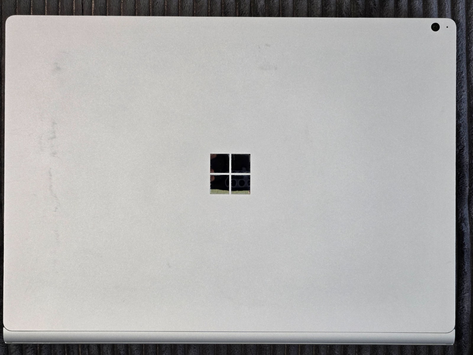 Microsoft Surface Book 3 15″ (256GB SSD, Intel i7-1065G7 GTX 1660 Ti 16GB RAM)