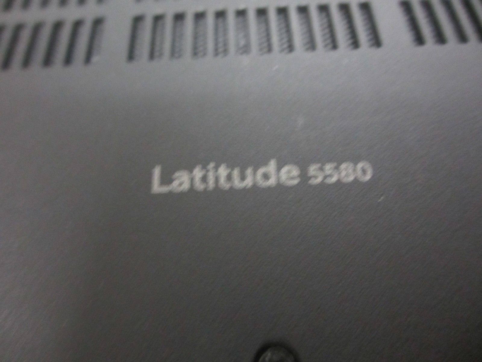 Dell Latitude 5580 i5-6440HQ 2.6GHz 16GB 256GB M2SSD NO BTRY/OS LAPTOP + AC READ