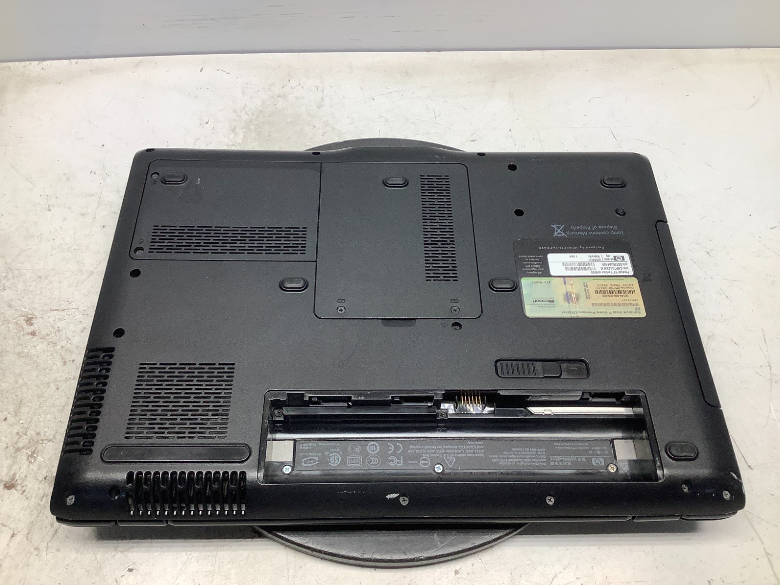 HP Pavilion DV6604NR AMD Athlon 64 X2 TK-55 1800MHz 1 GB NO HDD