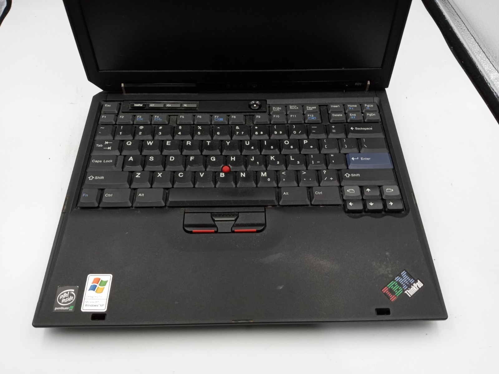 IBM ThinkPad R31 2656-LU2 Laptop Intel Pentium III 1.13GHz – PARTS / REPAIR -RR