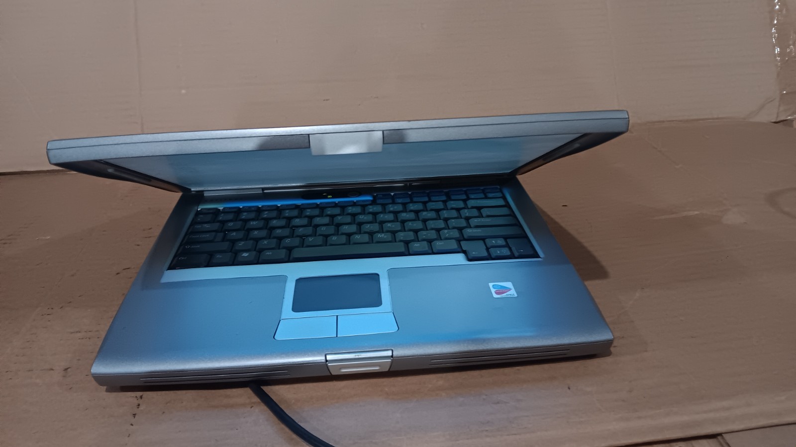 Vintage Dell Latitude D510 Laptop Windows XP pro SP3 Serial port Parallel port