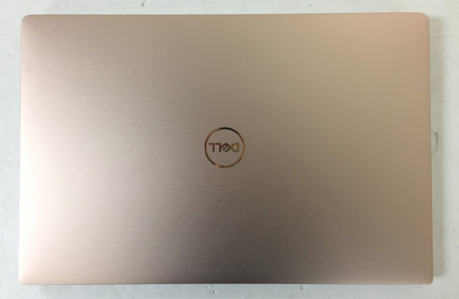 Dell XPS 13 9370 XPS9370-7170GLD 13.3″ Touch Laptop/i7-8550U/8GB/256GB SSD/W10 H