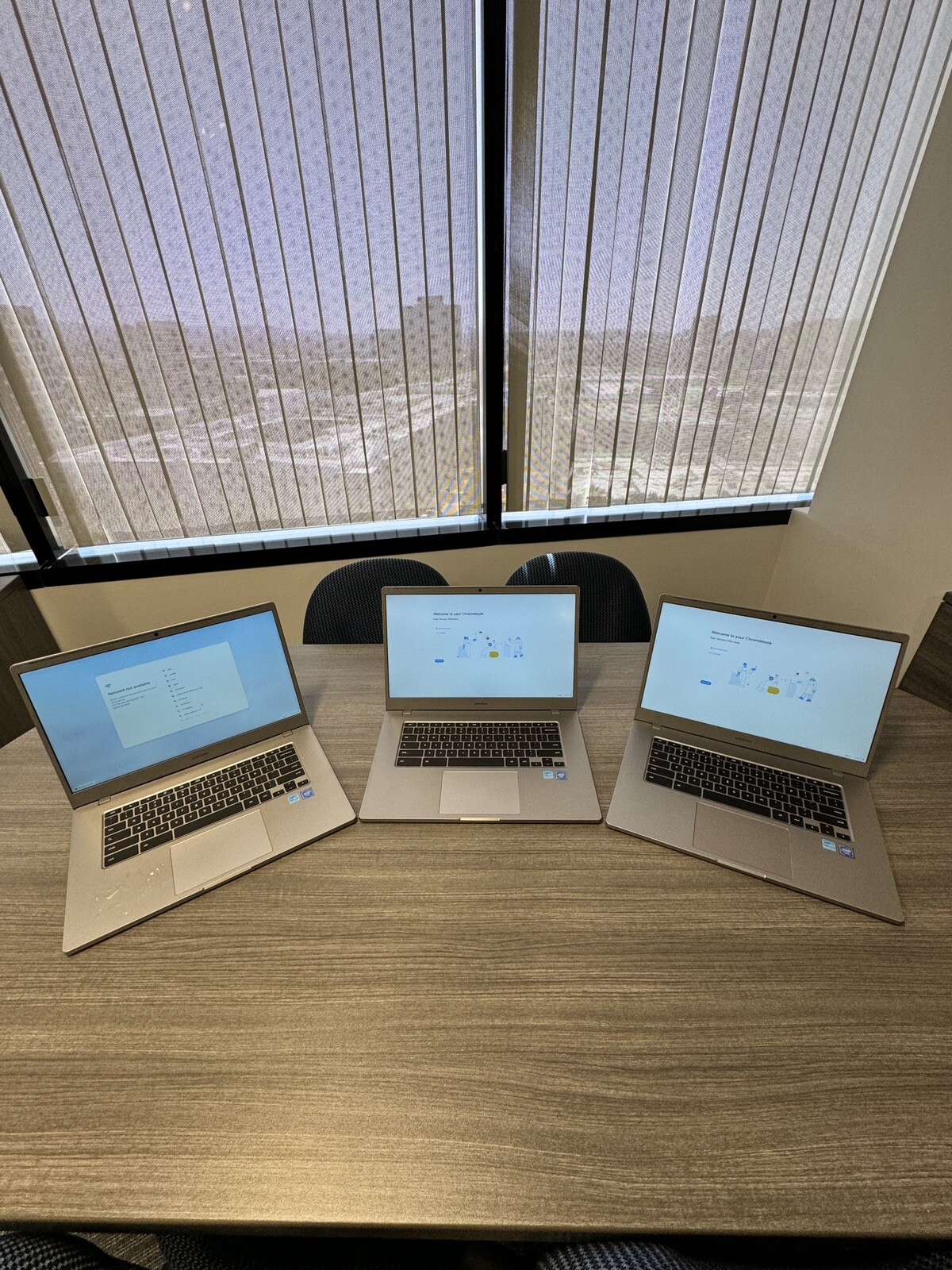 SAMSUNG chromebook 350XBA-K01 ( ONE UNIT PER ORDER)