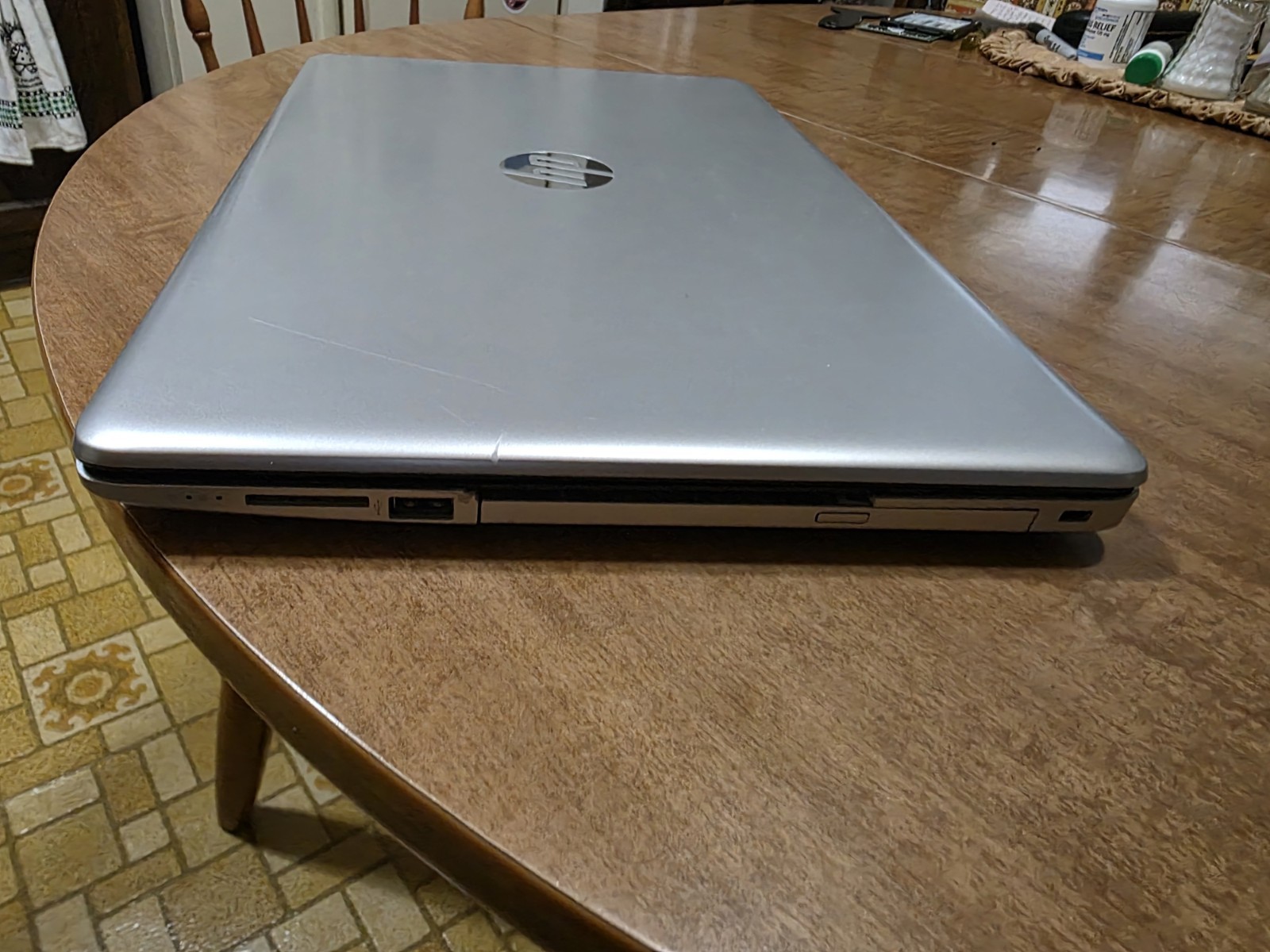 HP 15‑da0061cl 15.6″ with a 8th‑gen Intel Core i5 CPU, for parts or repair