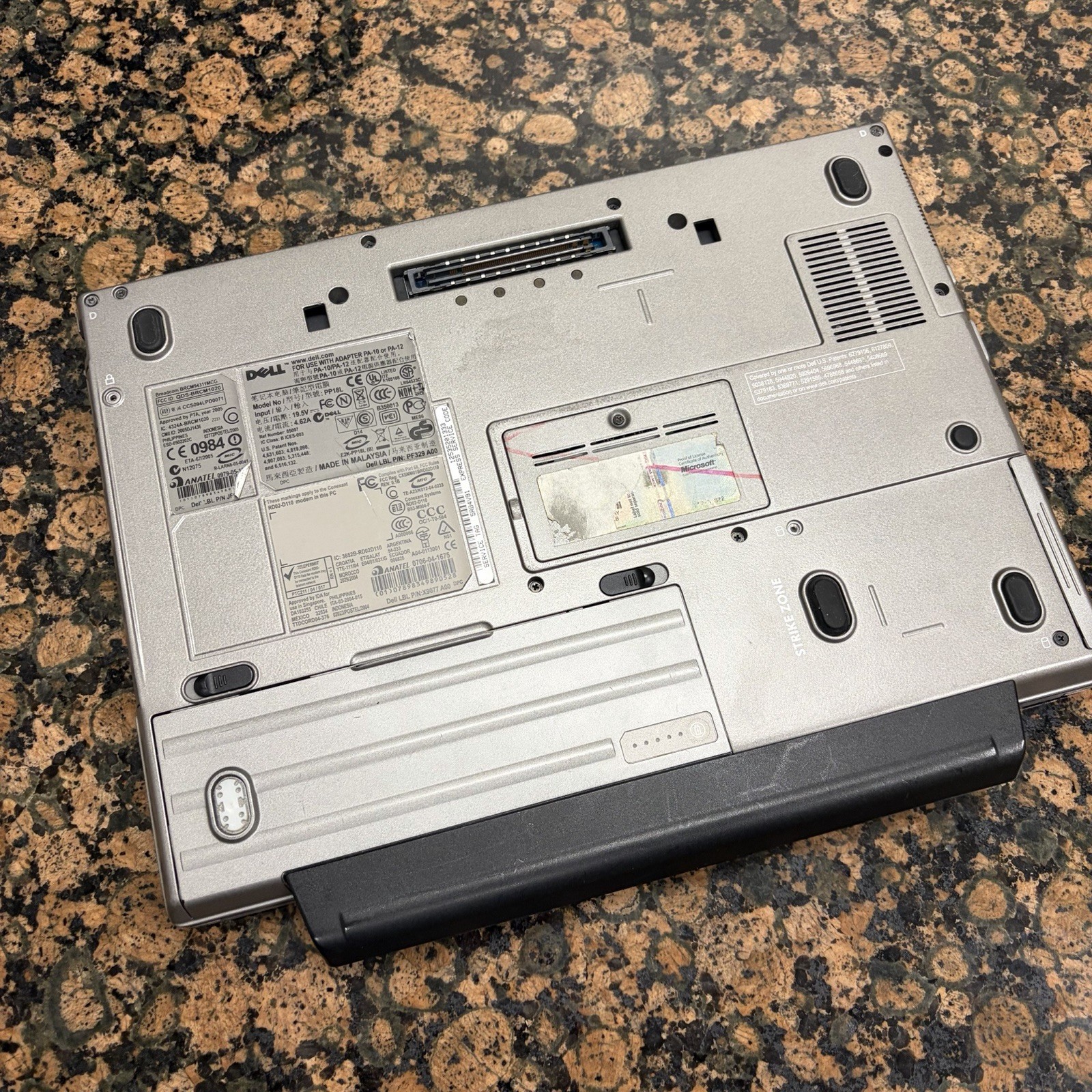 Dell Latitude D630 Fresh Load XP Pro T2300 SP3 RS232 DVD 2GB 120GB RW DVD