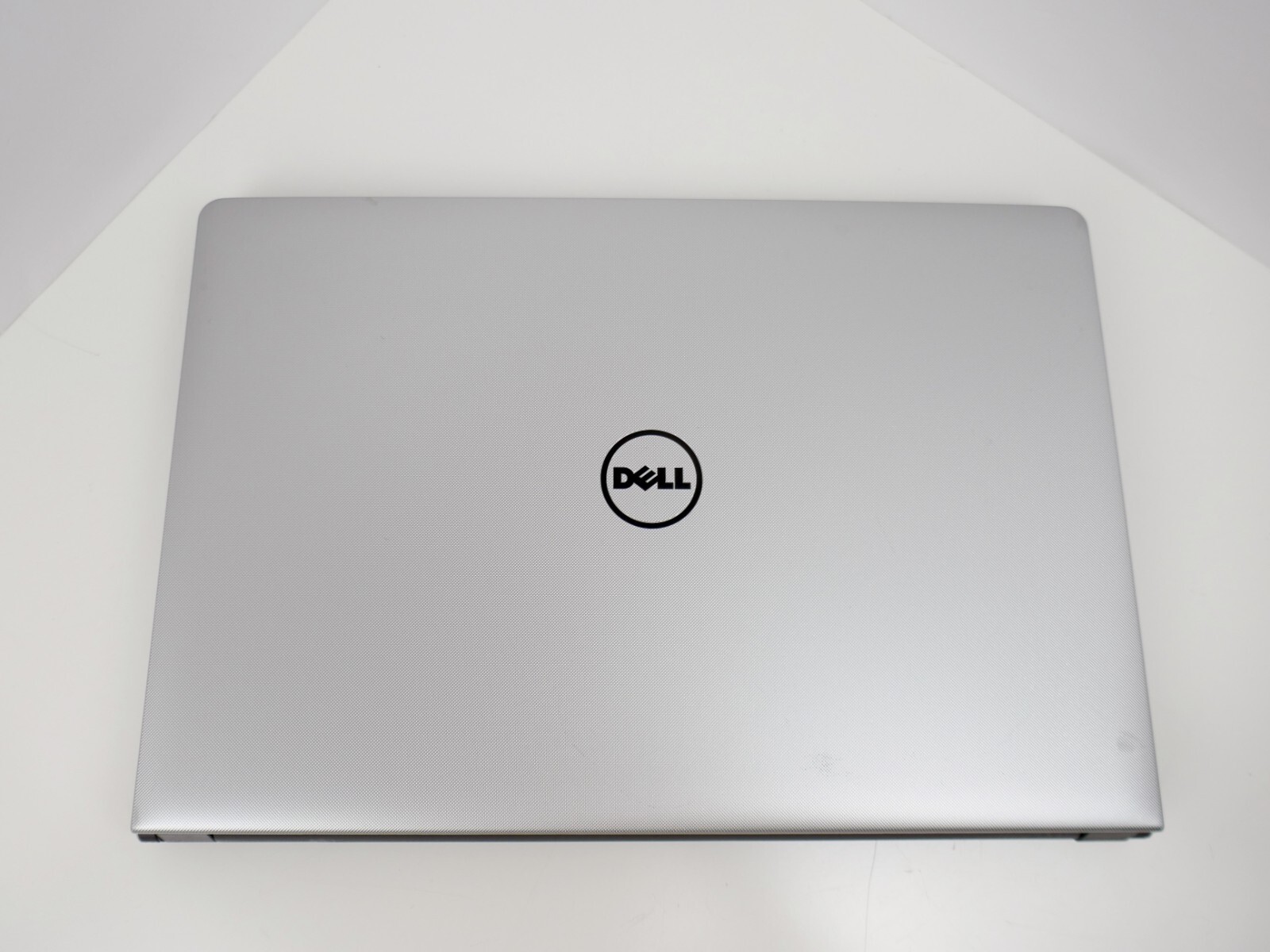 15.6” Dell Gaming Touch 5559 Intel Core i7-6500U, 16GB RAM, 512GB SSD R5 M335