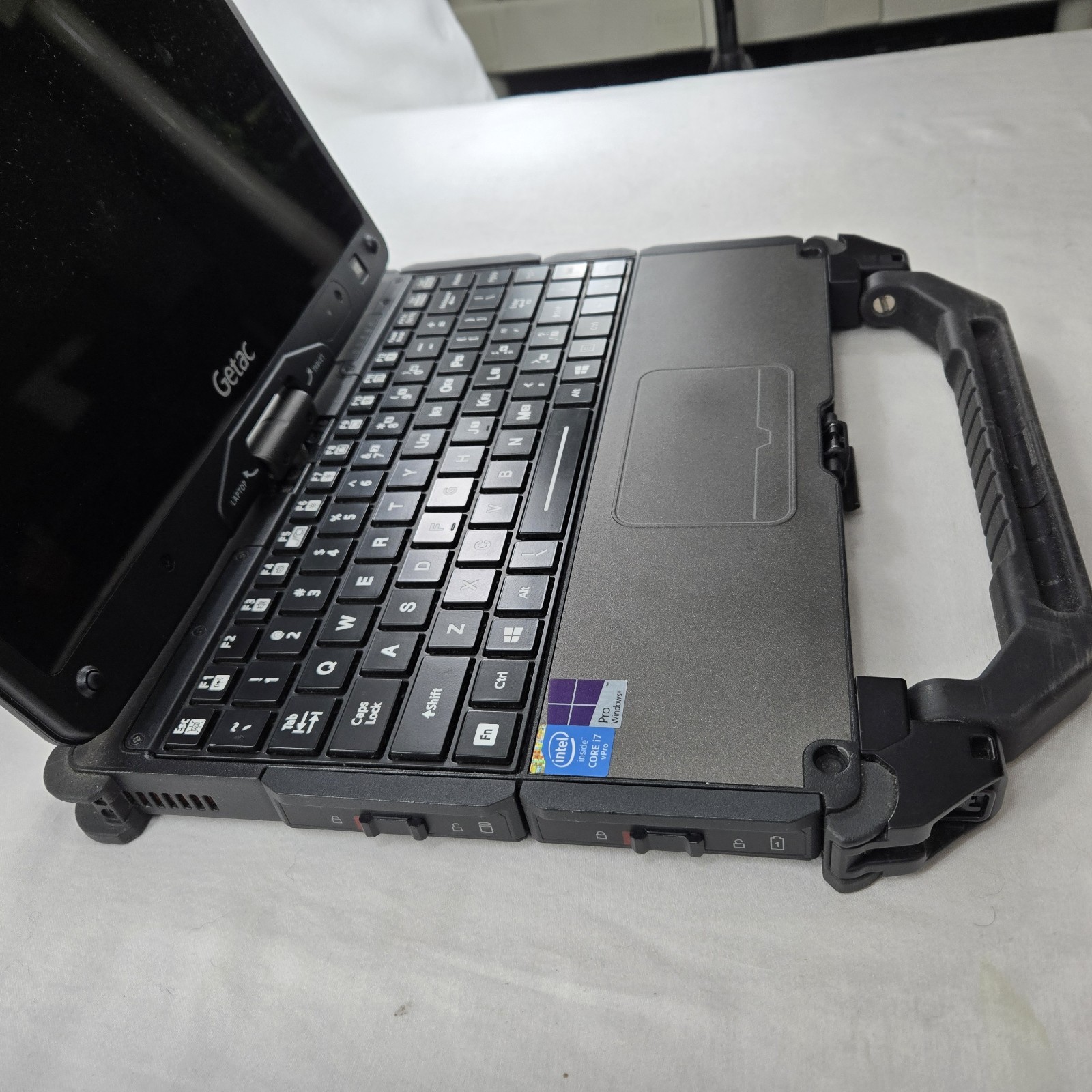 Getac V110 G2 Toughbook Tablet i7-5500U 2.40GHz 8GB Ram NO SSD/OS – Grade B