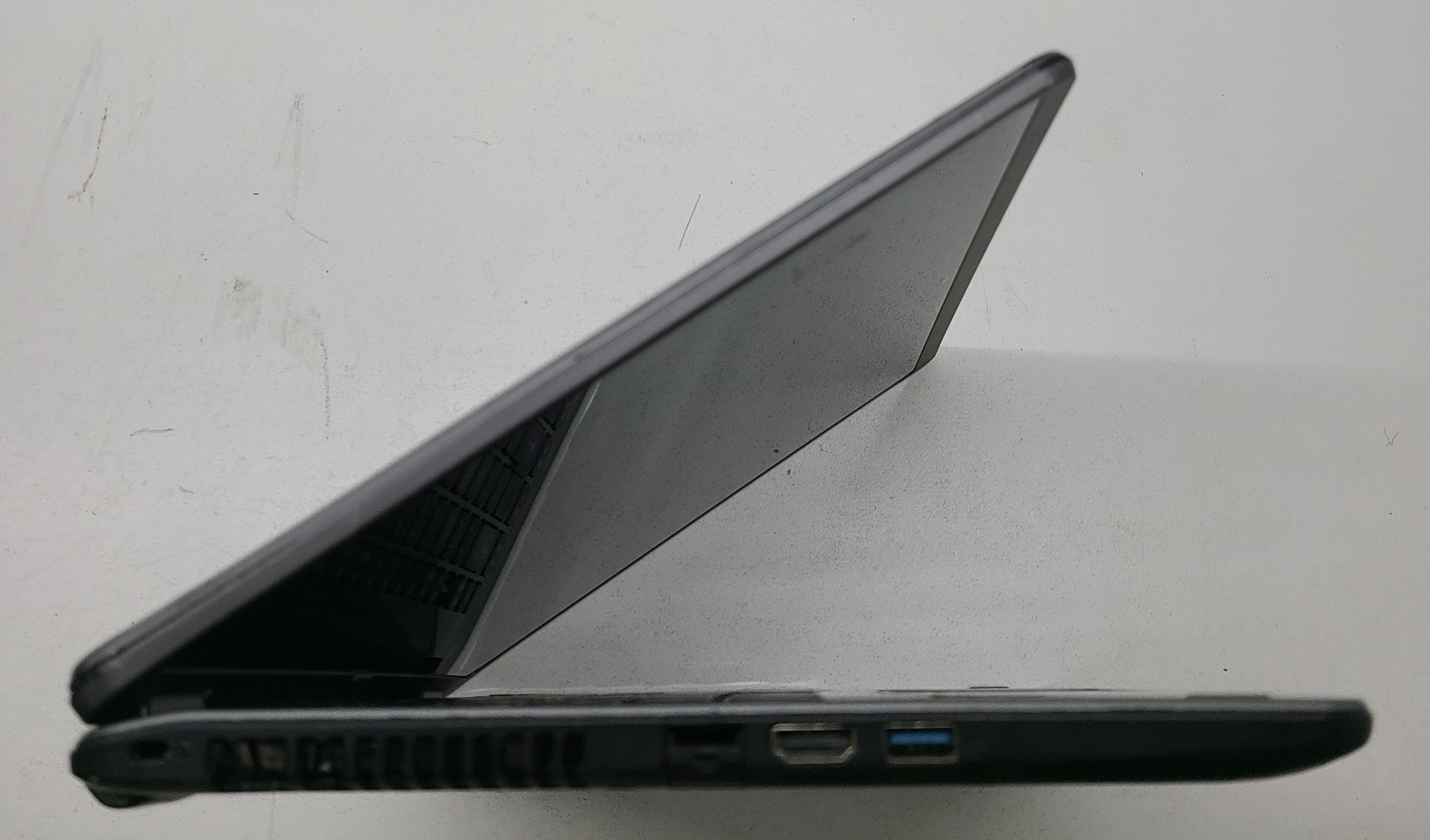 Acer Aspire R3-471T-5039 14″ Touch Laptop Intel Core i5-5200U 8GB No HD/OS (FL)