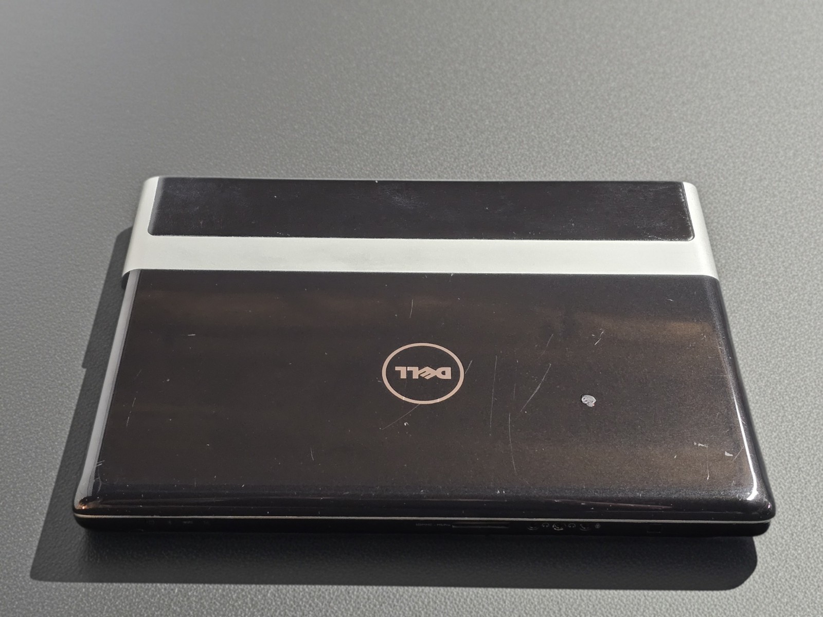 Dell Studio XPS 1340 Vintage Laptop- NO HD- BATTERY ISSUE- FOR PARTS OR REPAIR