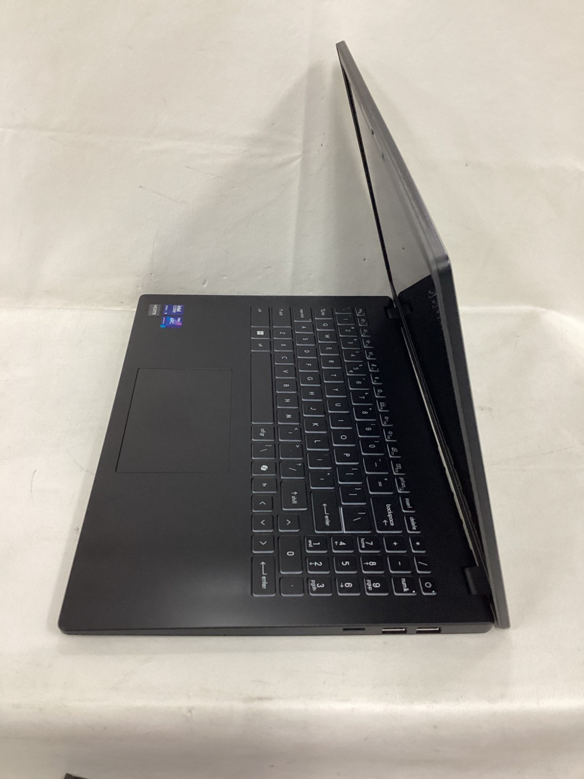 MSI Modern 15.6″ Touchscreen Laptop Intel Ultra 9-185H 64GB 2TB SSD Win 11 Pro