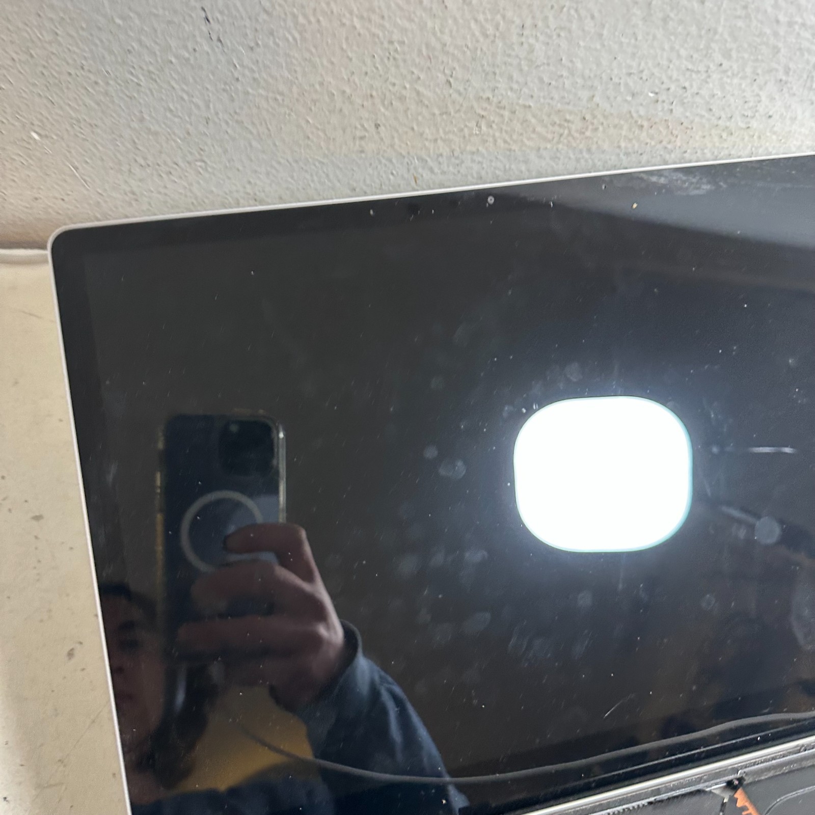 Microsoft Surface 2 1769 13.5″ PixelSense Touchscreen Display Laptop – for Parts
