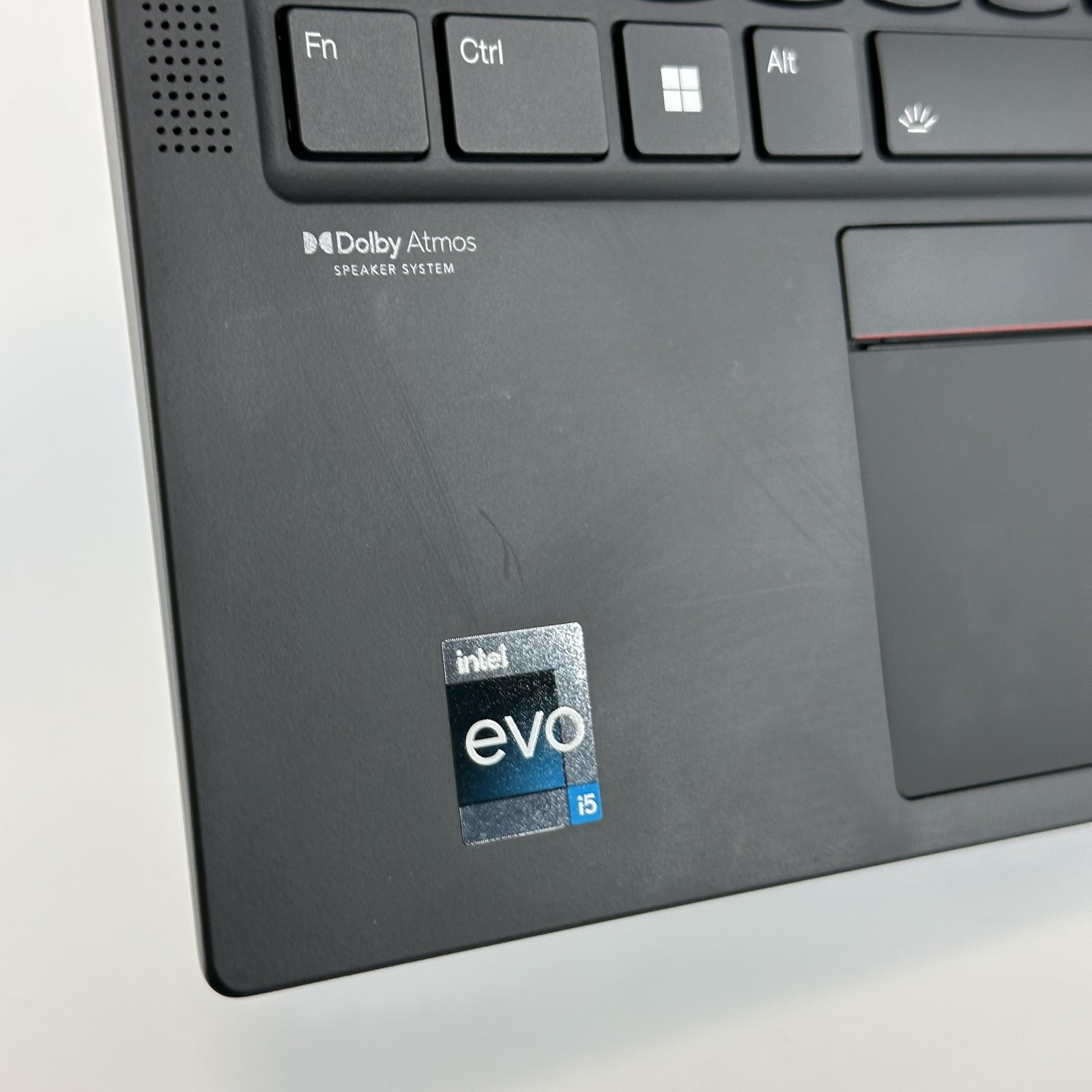 Lenovo ThinkPad X1 Carbon Gen 10 14 FHD+ 1.7 GHz i5-1240P 8GB 256GB SSD Good