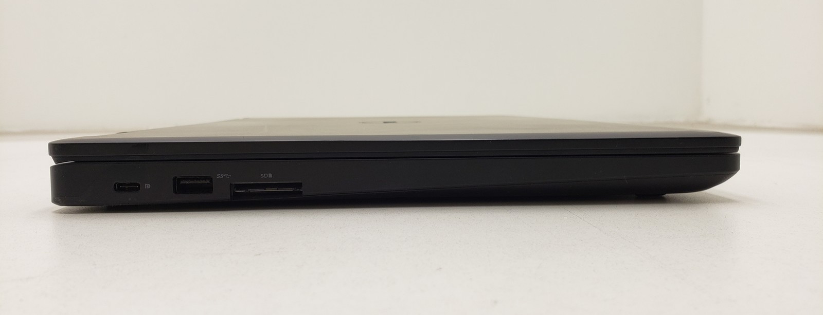 Dell Latitude 5580 Intel i5-7300U 8GB RAM 256GB SSD 15.6″ Win 11 Pro Laptop PC.