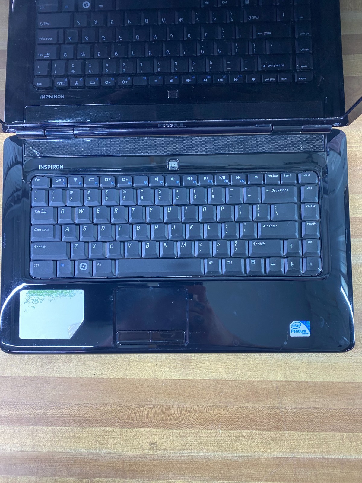 Dell Inspiron 1545 Laptop 15.6″ Pentium D 3GB RAM 320GB HDD (Windows 7 64-Bit)