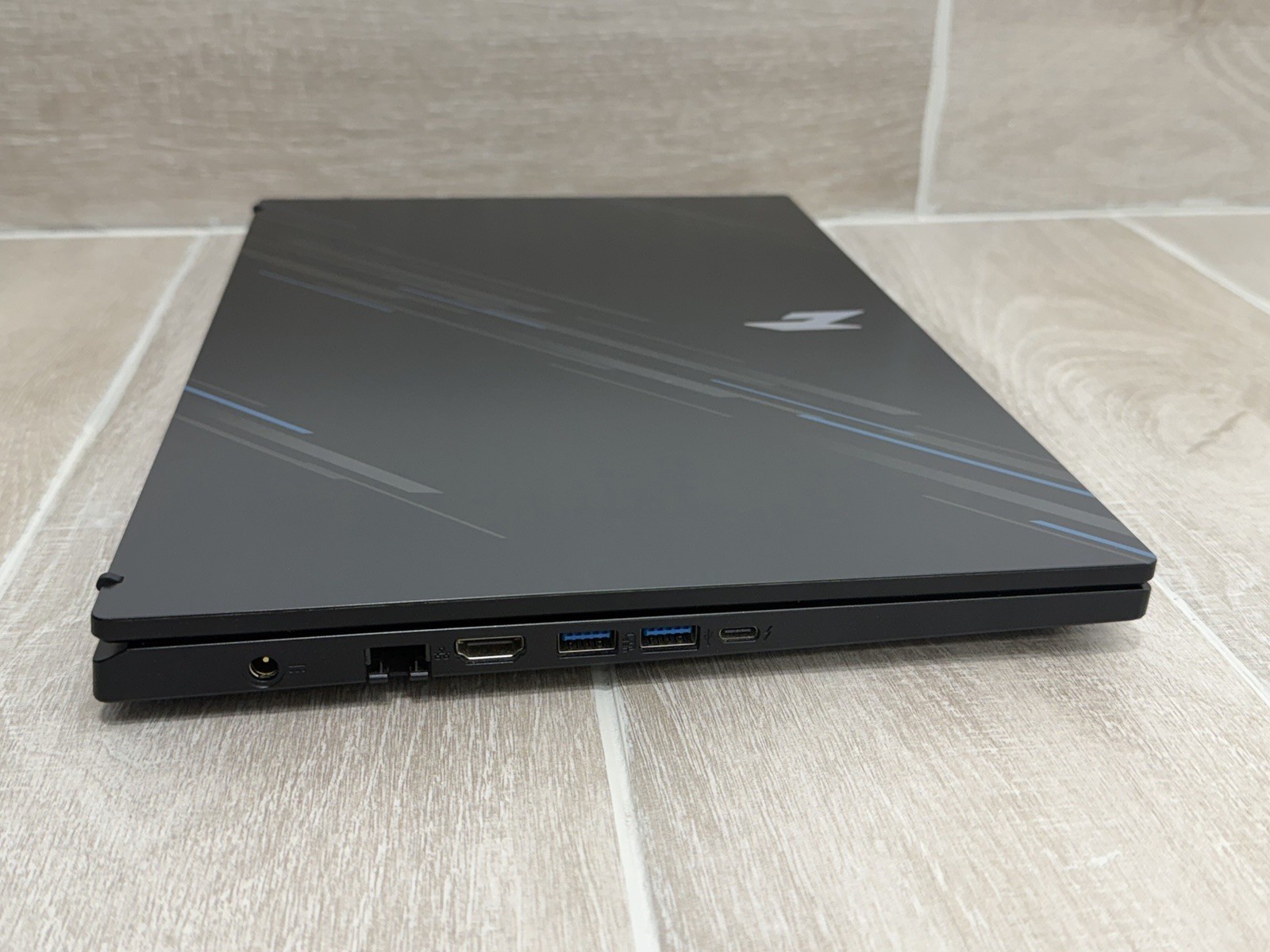 Acer Nitro V15 15.6″ Core i9-13900H GeForce RTX 4060 8GB RAM 1TB NVMe SSD Win-11