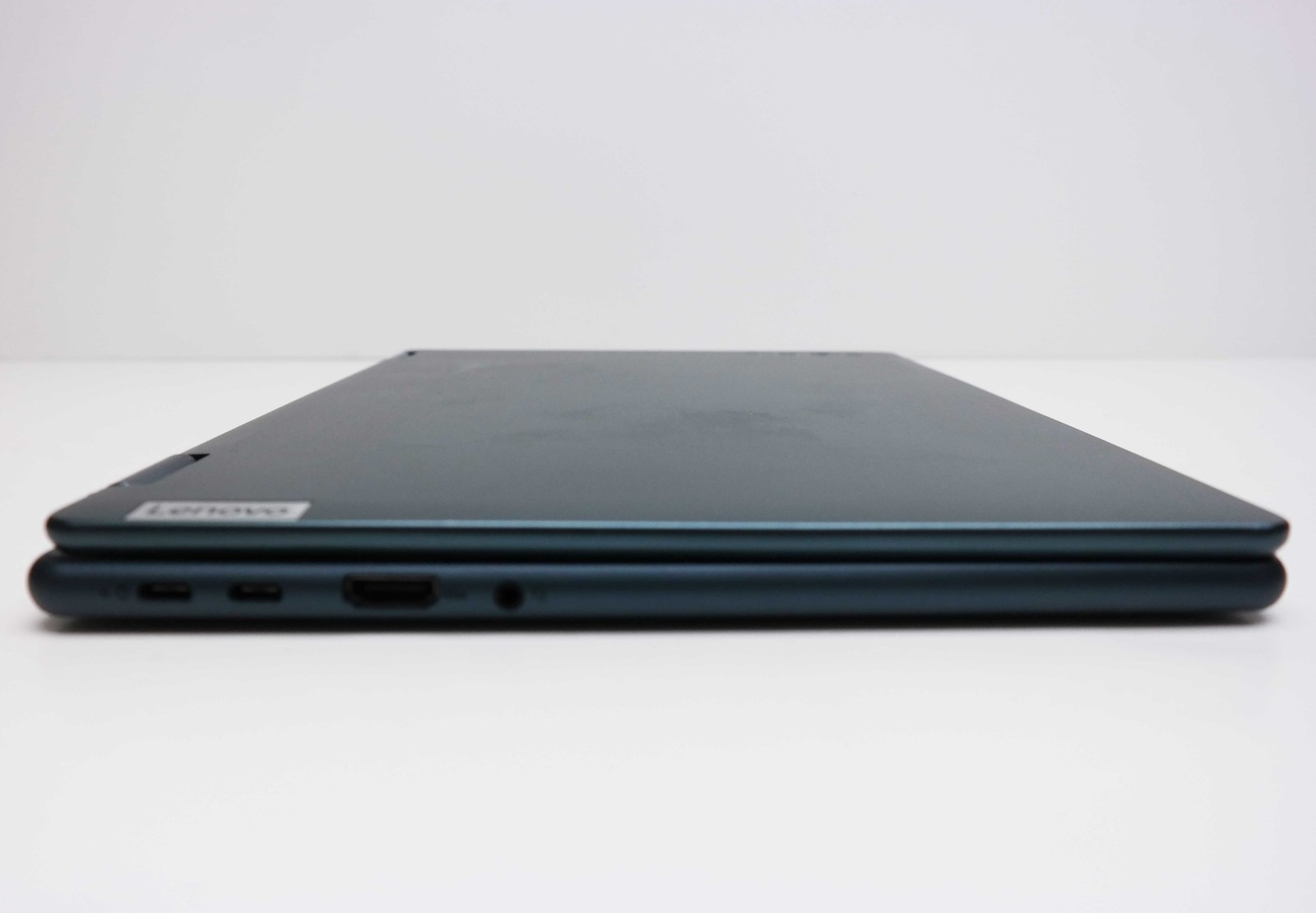 Lenovo Yoga 6 13ABR8 13.3” Ryzen 5 7530U 8GB 256GB