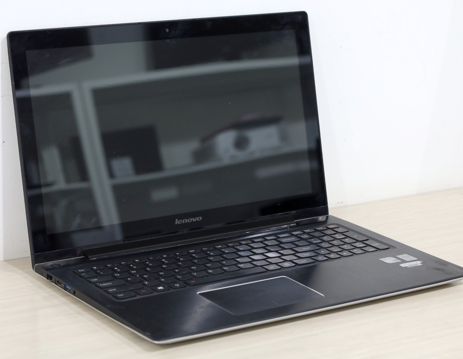 LOT of 2 Lenovo Laptops – FOR PARTS AS-IS – Thinkpad X1 Carbon, IdeaPad u530