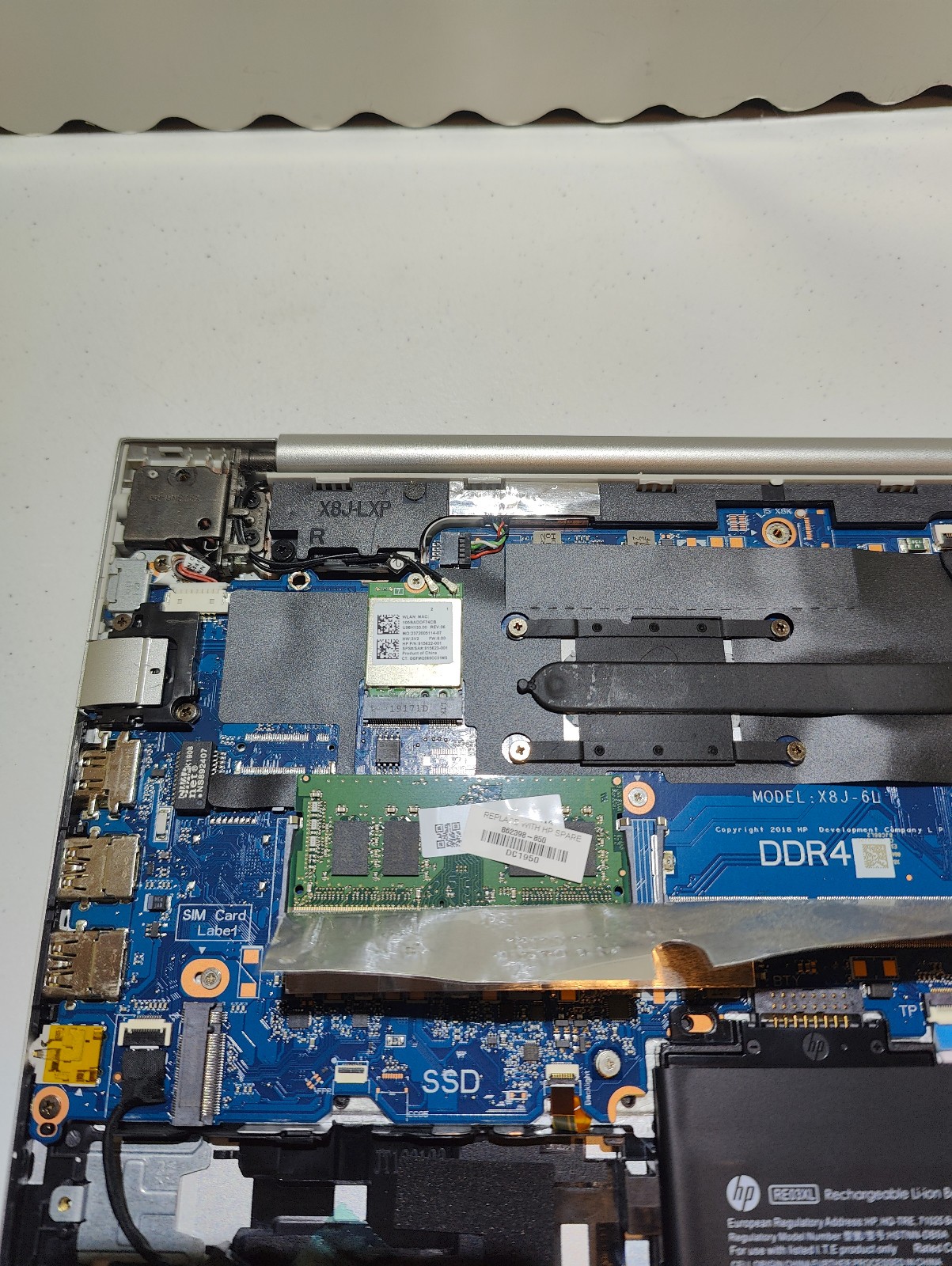 HP PROBOOK 440 G6 Intel® Core™ i5-8265U 8GB RAM, NO HDD/OS PARTS ONLY