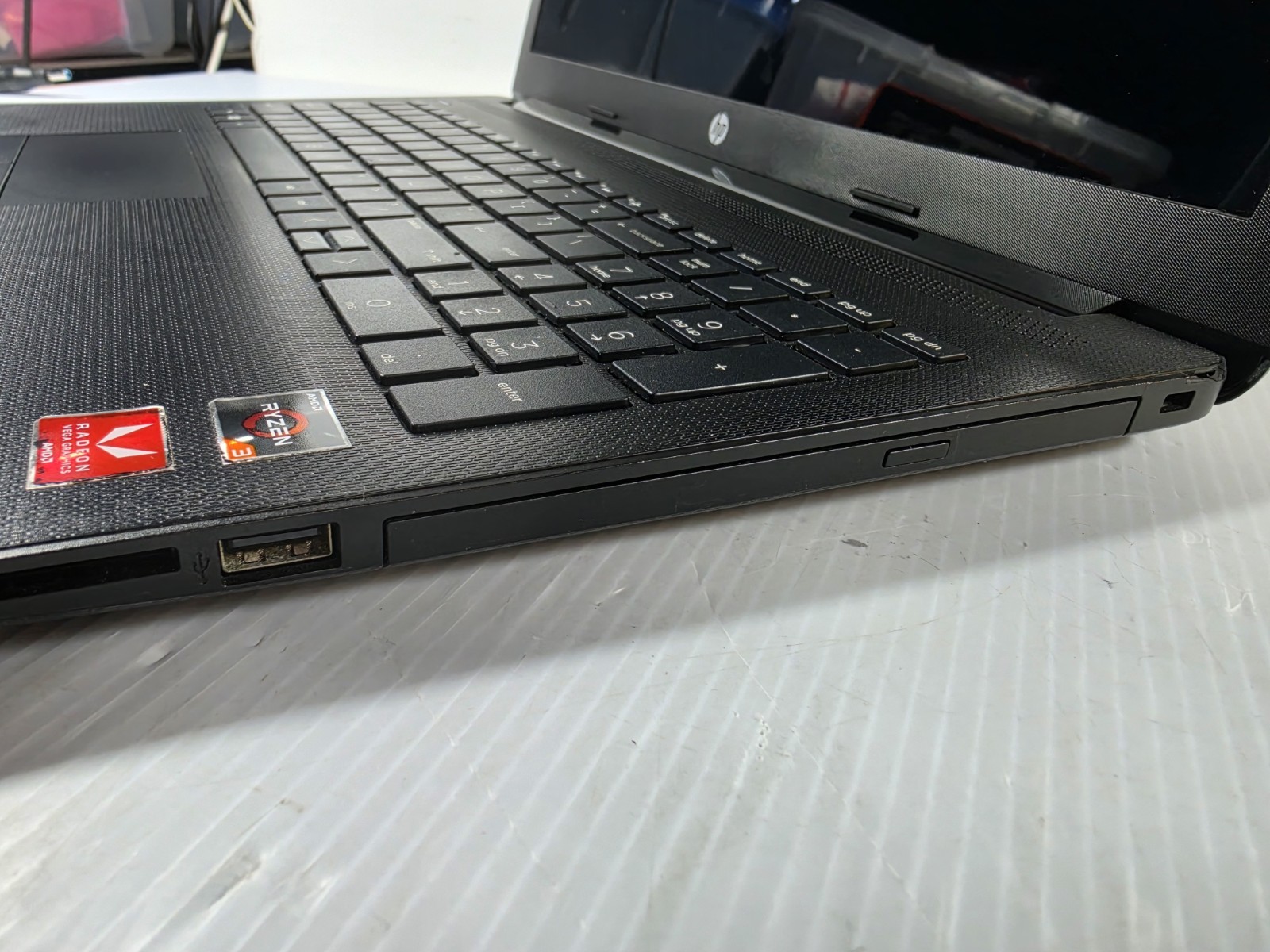 HP 15-db0xxx Laptop | 15.6in 8GB 1TB HDD | Ryzen 3 2200U Radeon Vega | Tested